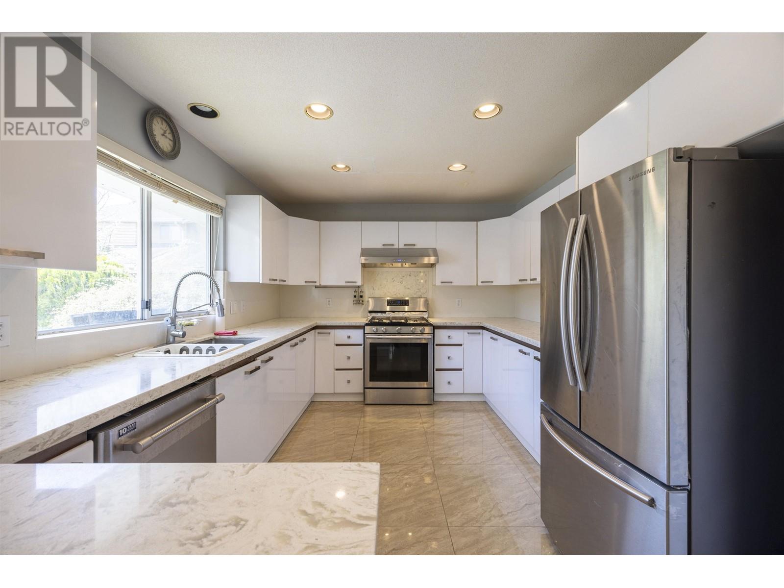 5500 WESTMINSTER Highway, Richmond