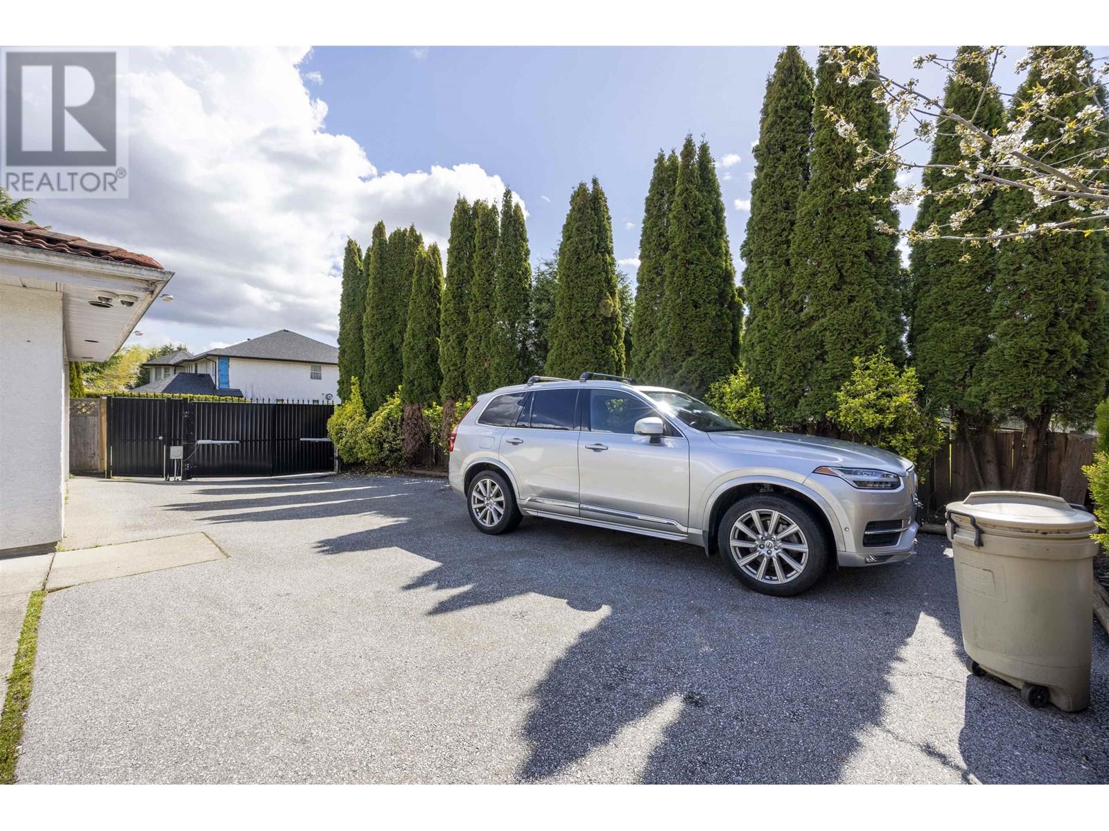 5500 WESTMINSTER Highway, Richmond