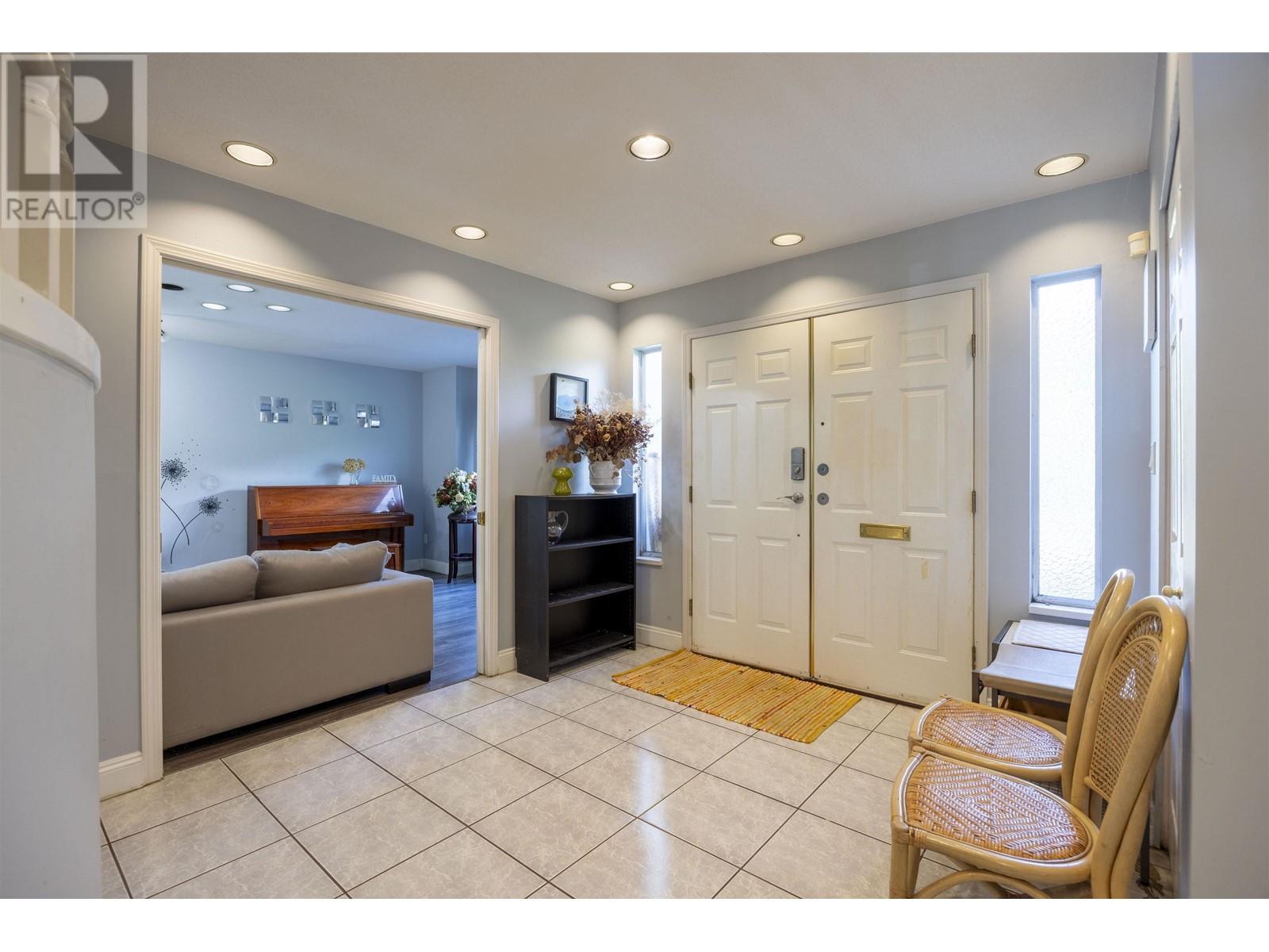 5500 WESTMINSTER Highway, Richmond