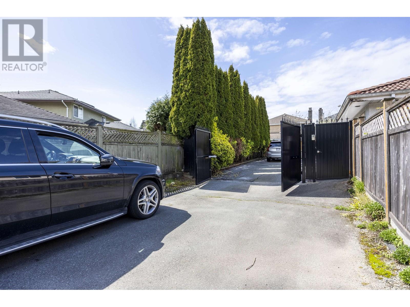 5500 WESTMINSTER Highway, Richmond