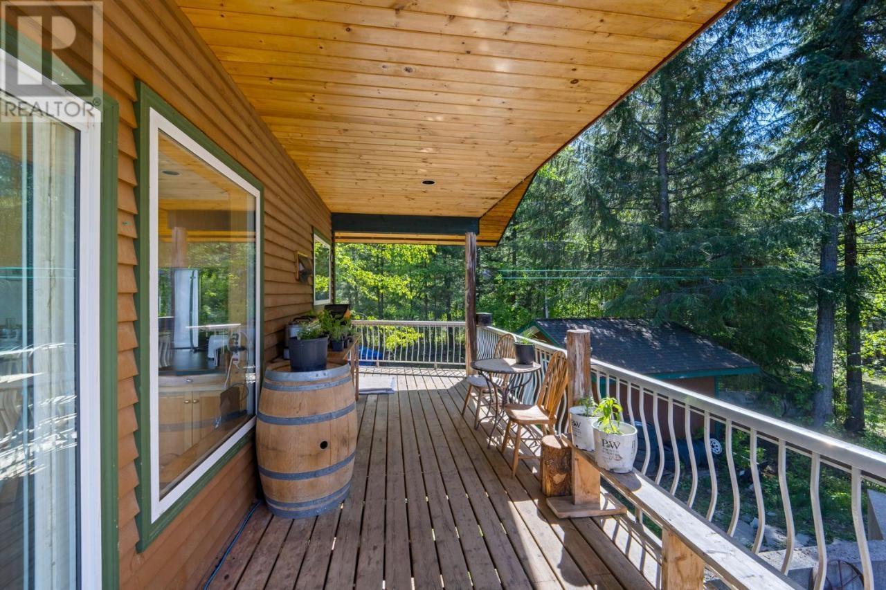 & 14506 HIGHWAY 3A Unit# 14504, Gray Creek