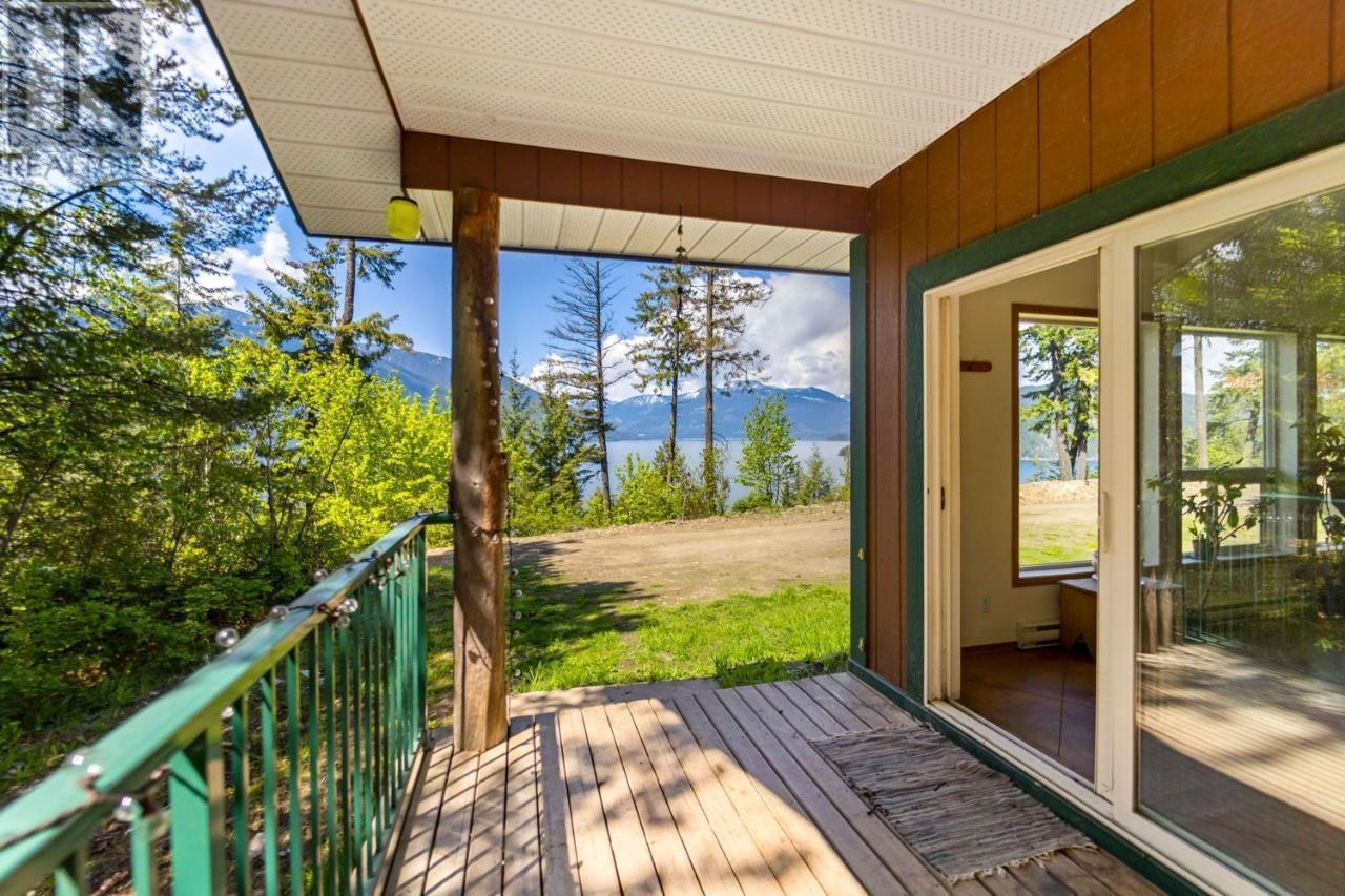 & 14506 HIGHWAY 3A Unit# 14504, Gray Creek