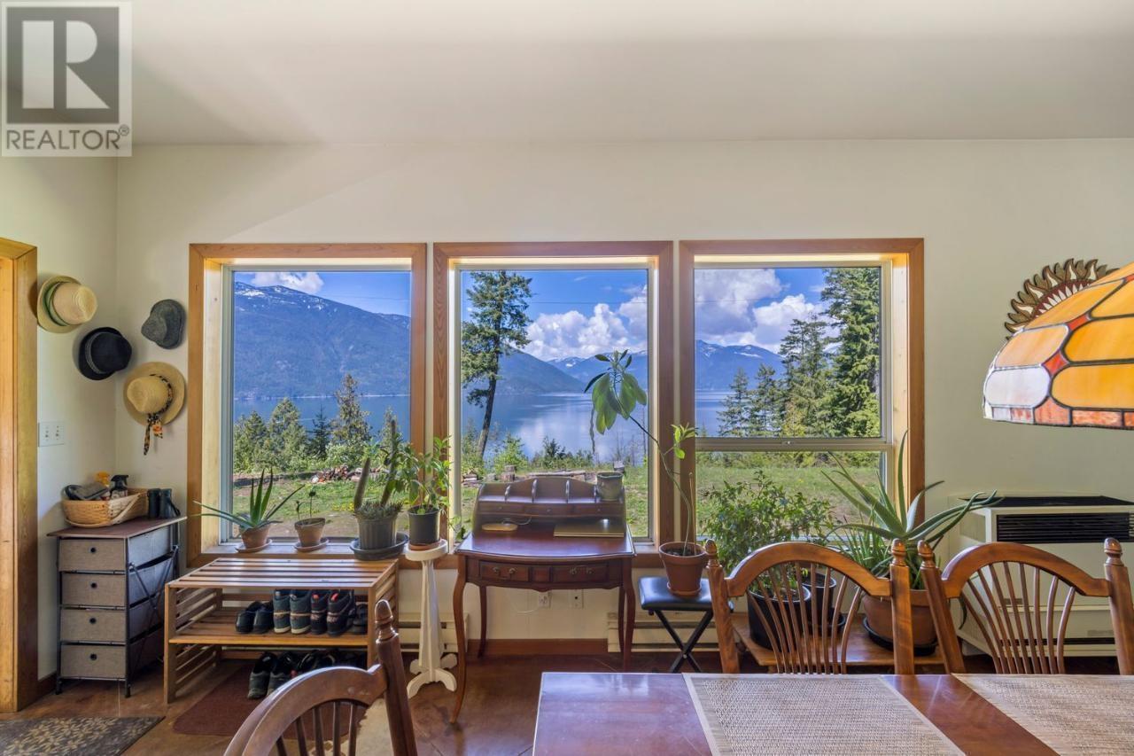 & 14506 HIGHWAY 3A Unit# 14504, Gray Creek