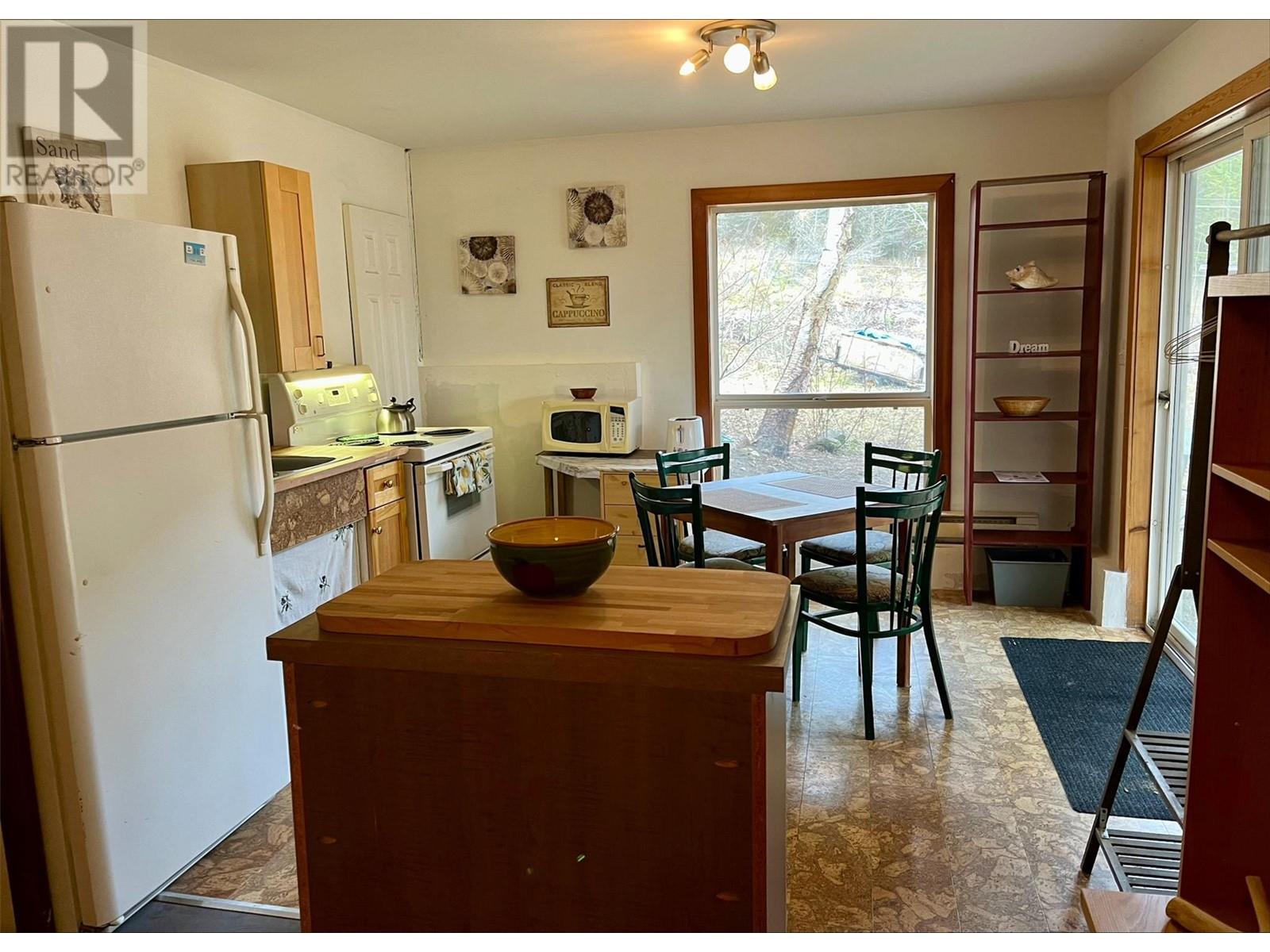 & 14506 HIGHWAY 3A Unit# 14504, Gray Creek