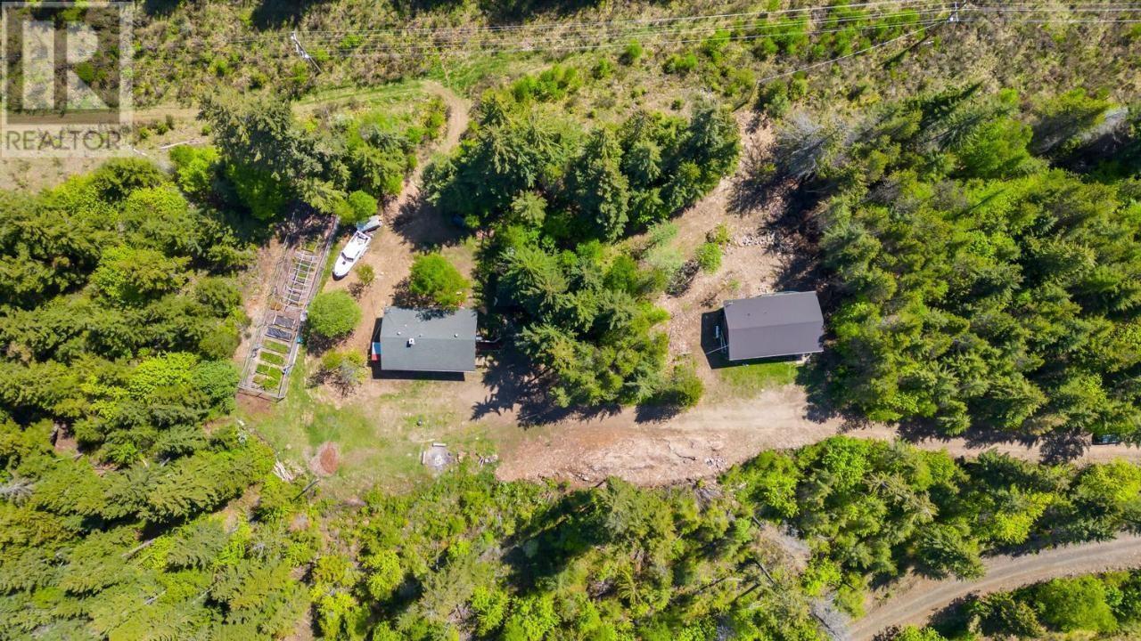 & 14506 HIGHWAY 3A Unit# 14504, Gray Creek