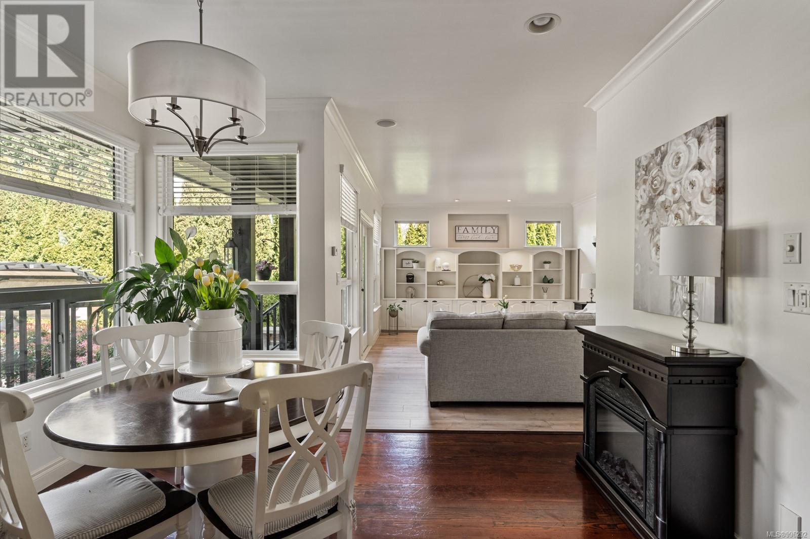 9246 Mainwaring Rd, North Saanich