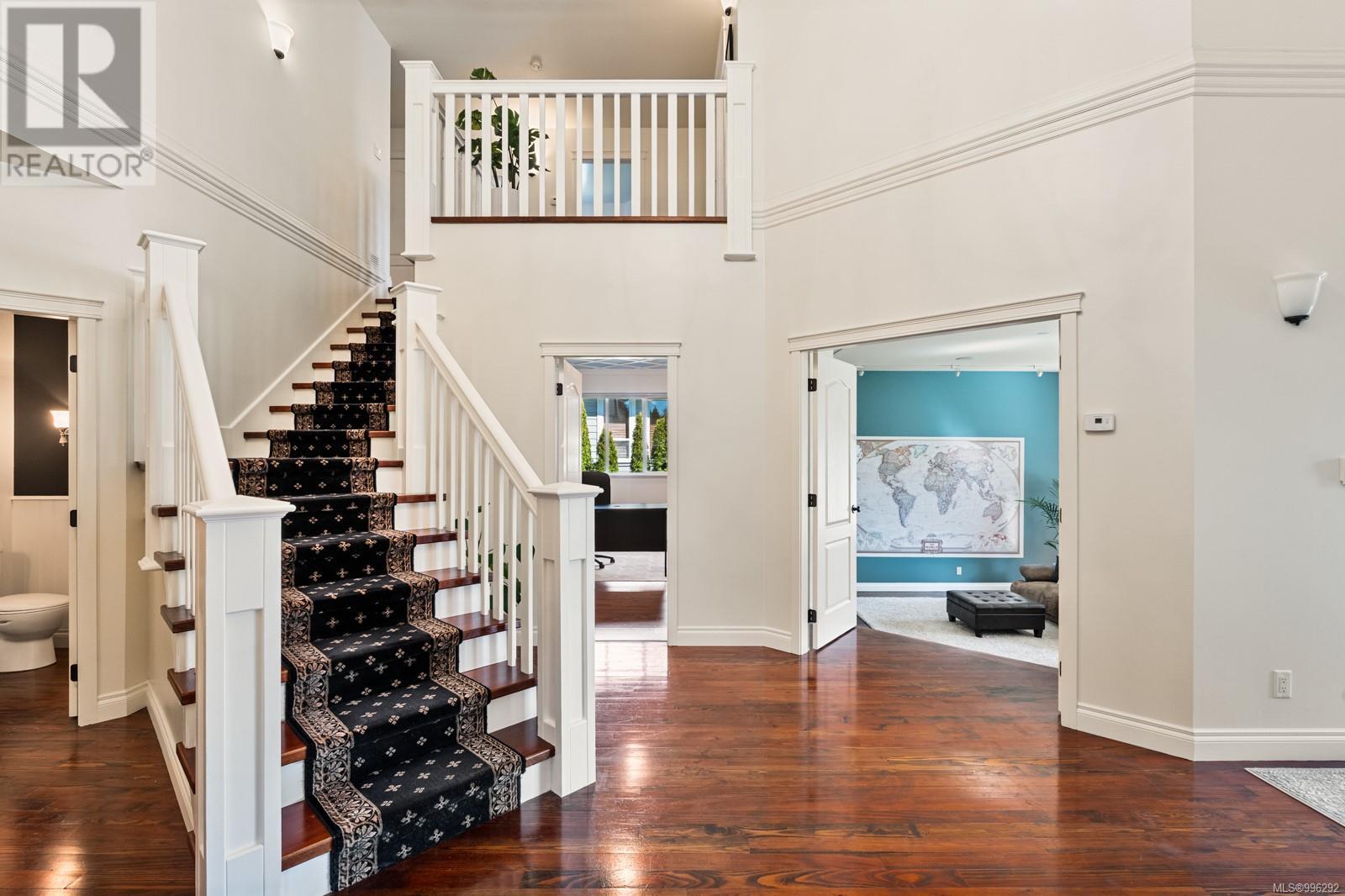 9246 Mainwaring Rd, North Saanich