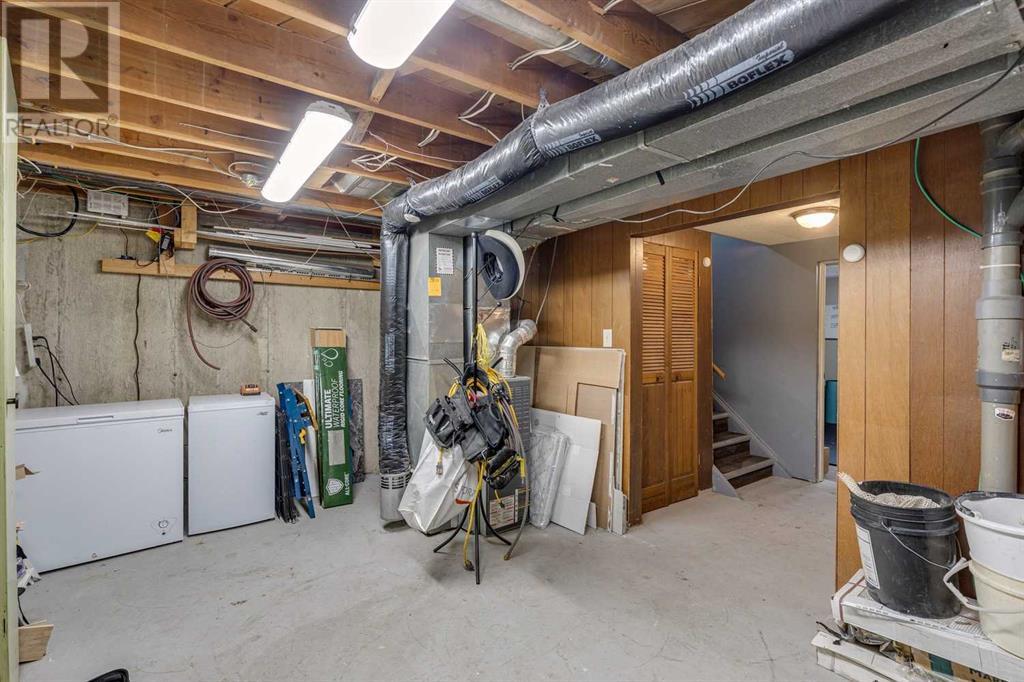 Single Family House for Sale in   Street SE Forest Lawn Calgary 