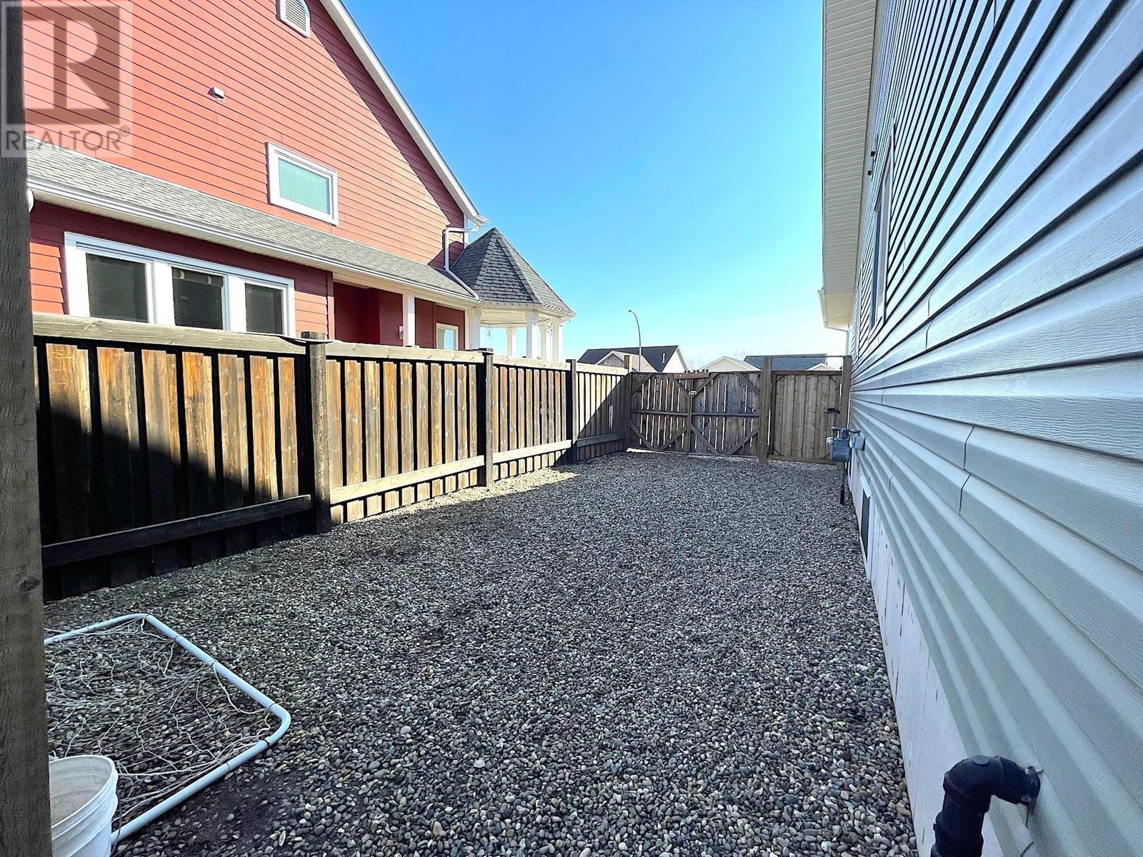 11012 86A STREET, Fort St. John