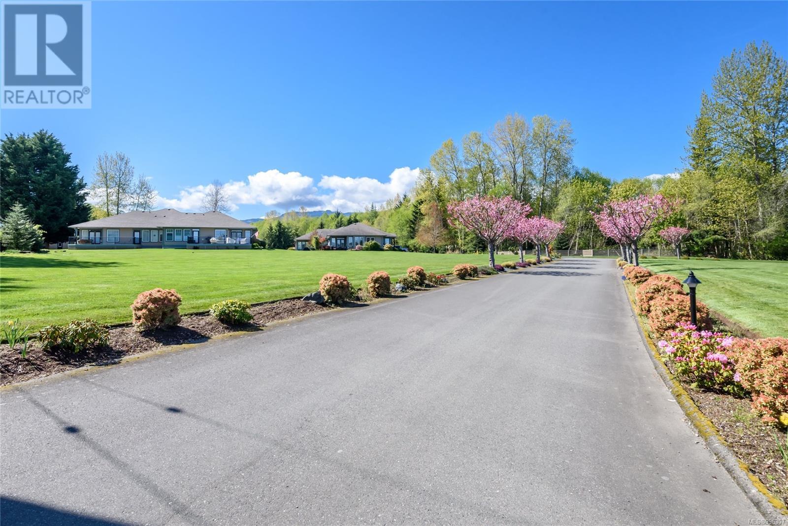 24 5300 Gainsberg Rd, Bowser