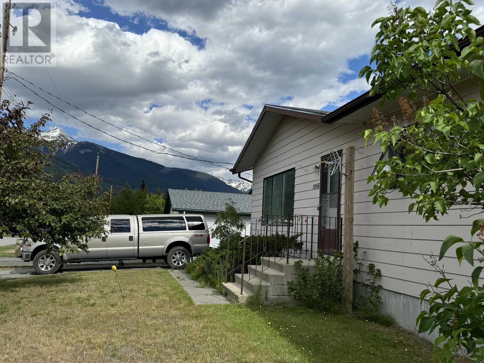 1055 9TH AVENUE, Valemount