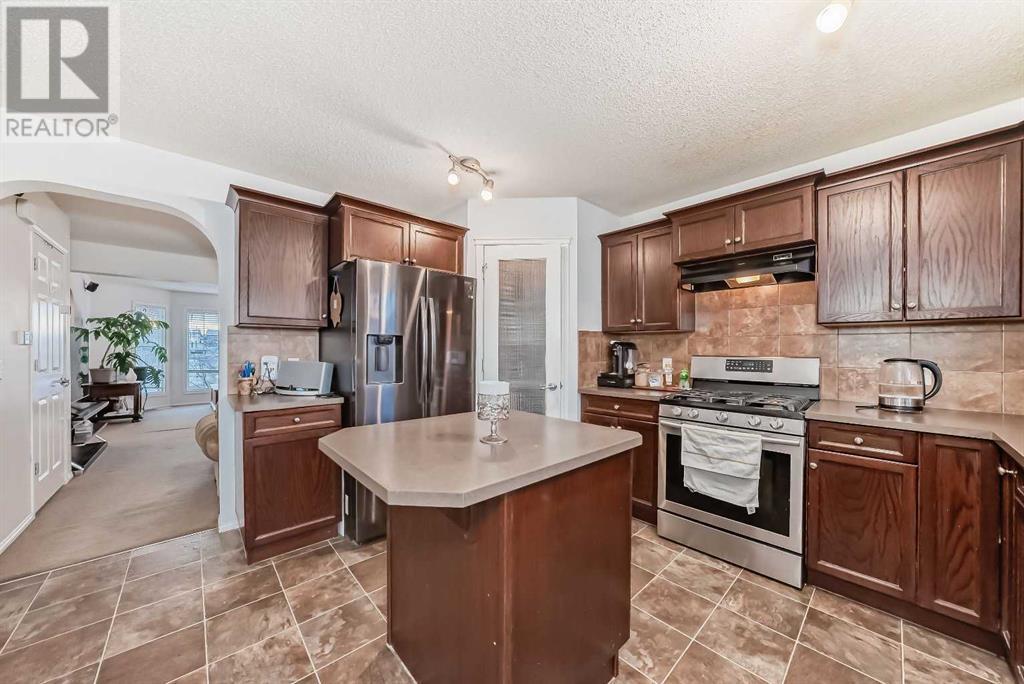 Single Family House for Sale in  Saddlebrook Circle NE Saddle Ridge Calgary 