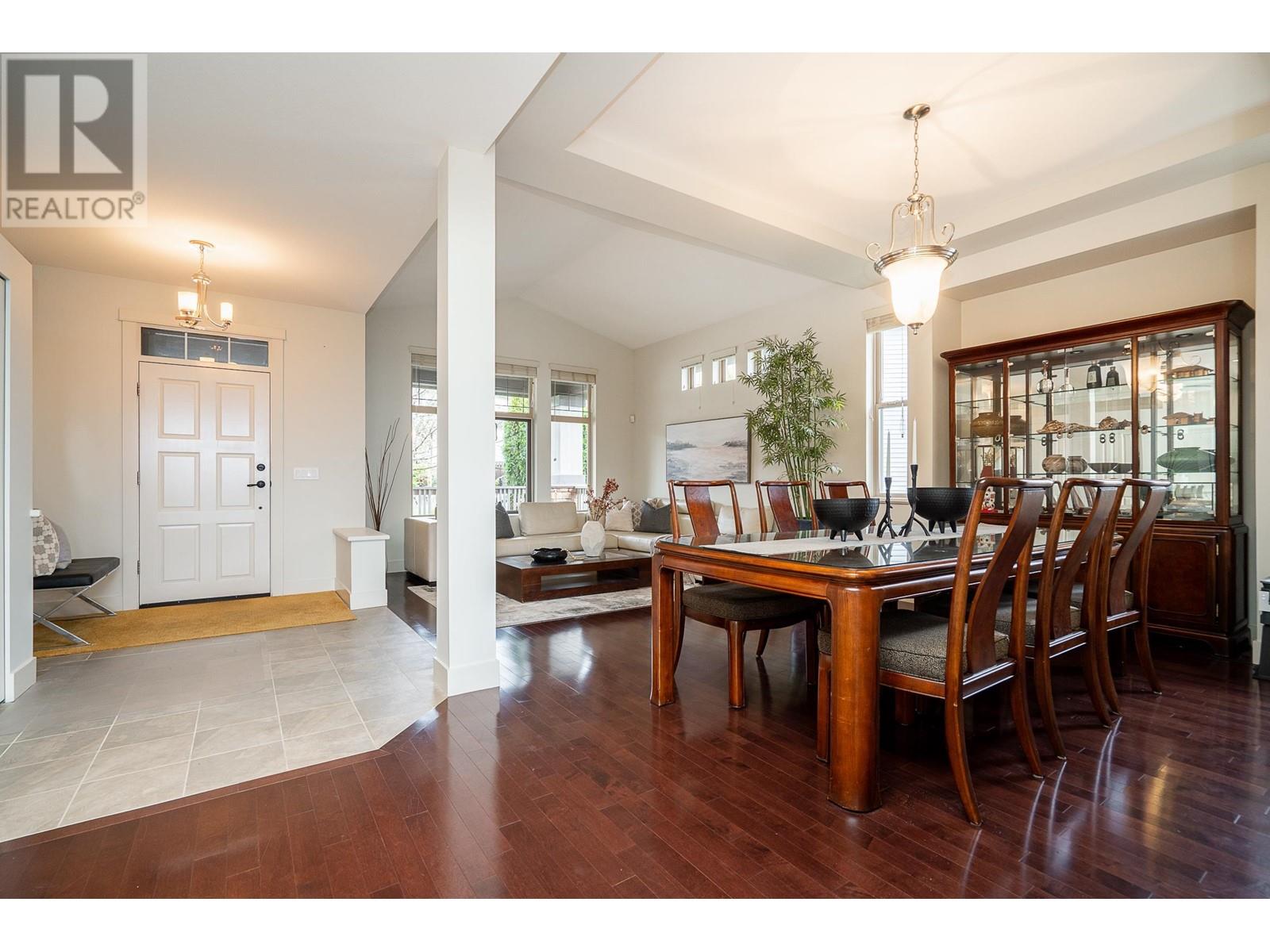 113 CRANBERRY COURT, Port Moody real estate listing R2993656