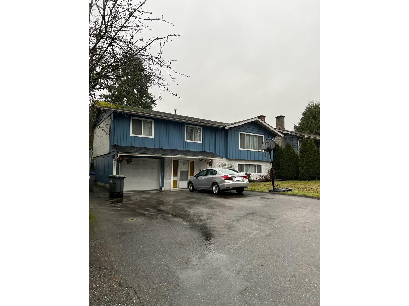 Photo 2 of 14029 103 Avenue, Surrey BC