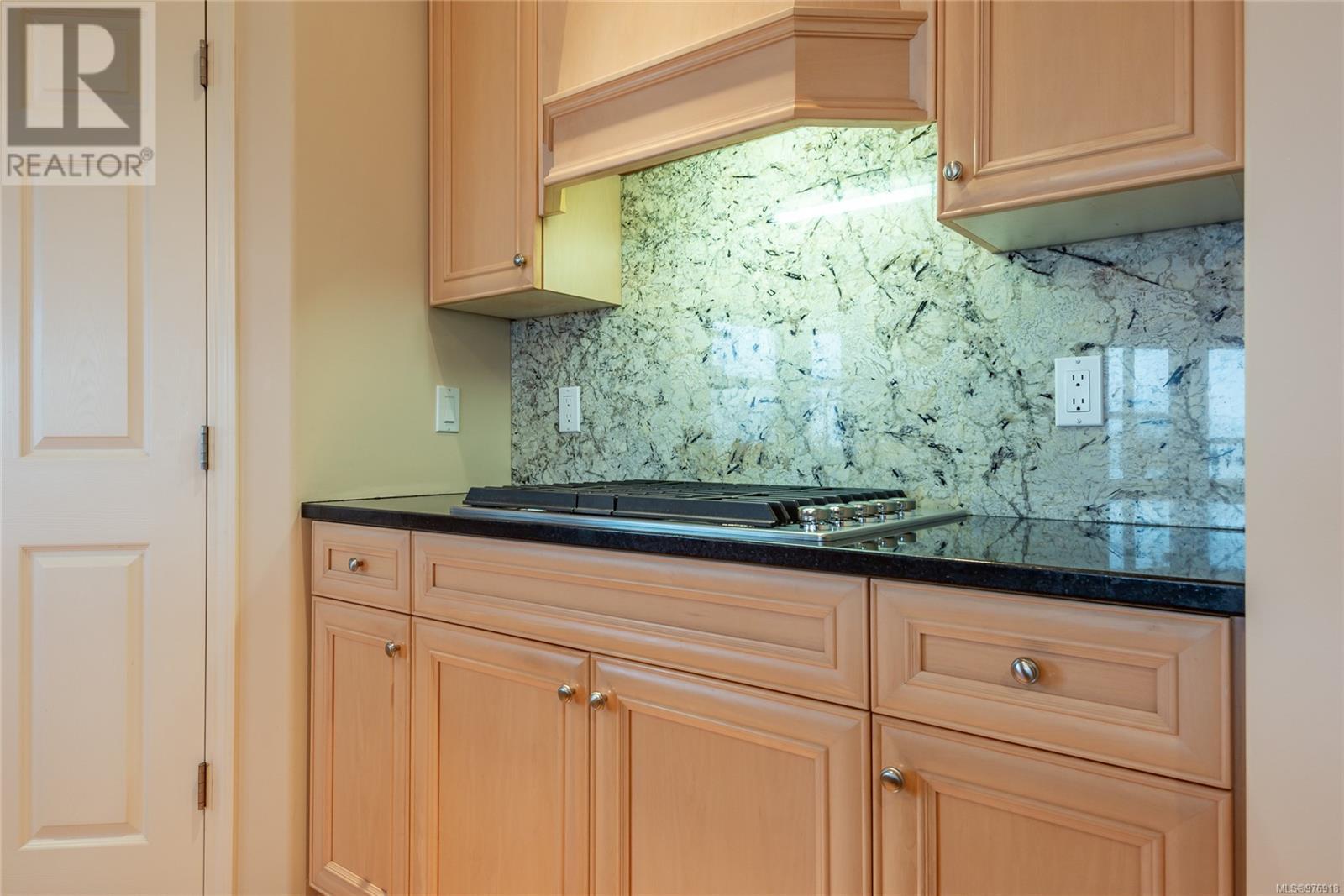 727 Nelson Rd, Campbell River real estate listing 976918