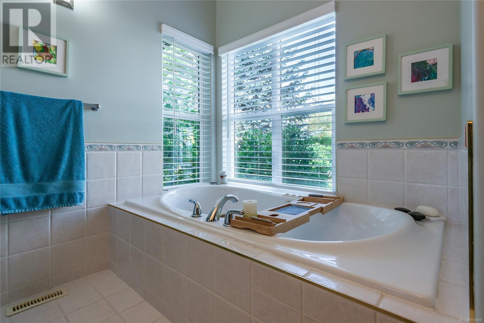727 Nelson Rd, Campbell River real estate listing 976918