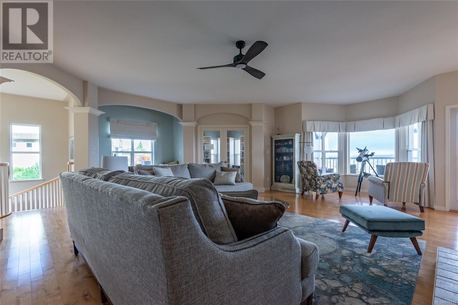727 Nelson Rd, Campbell River real estate listing 976918