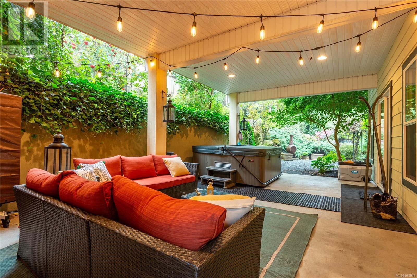 727 Nelson Rd, Campbell River real estate listing 976918