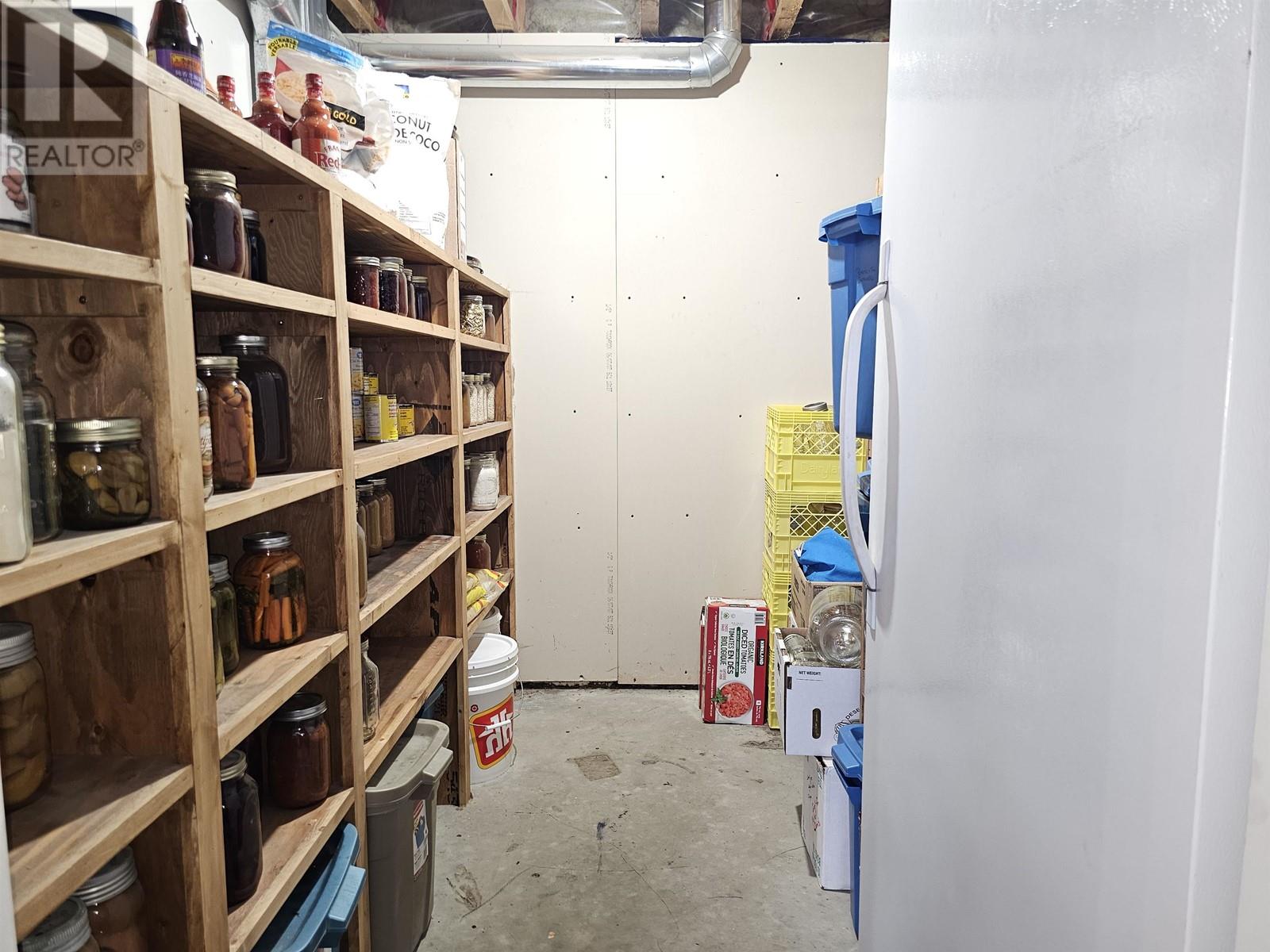 3456 HARGREAVES AVENUE, Vanderhoof