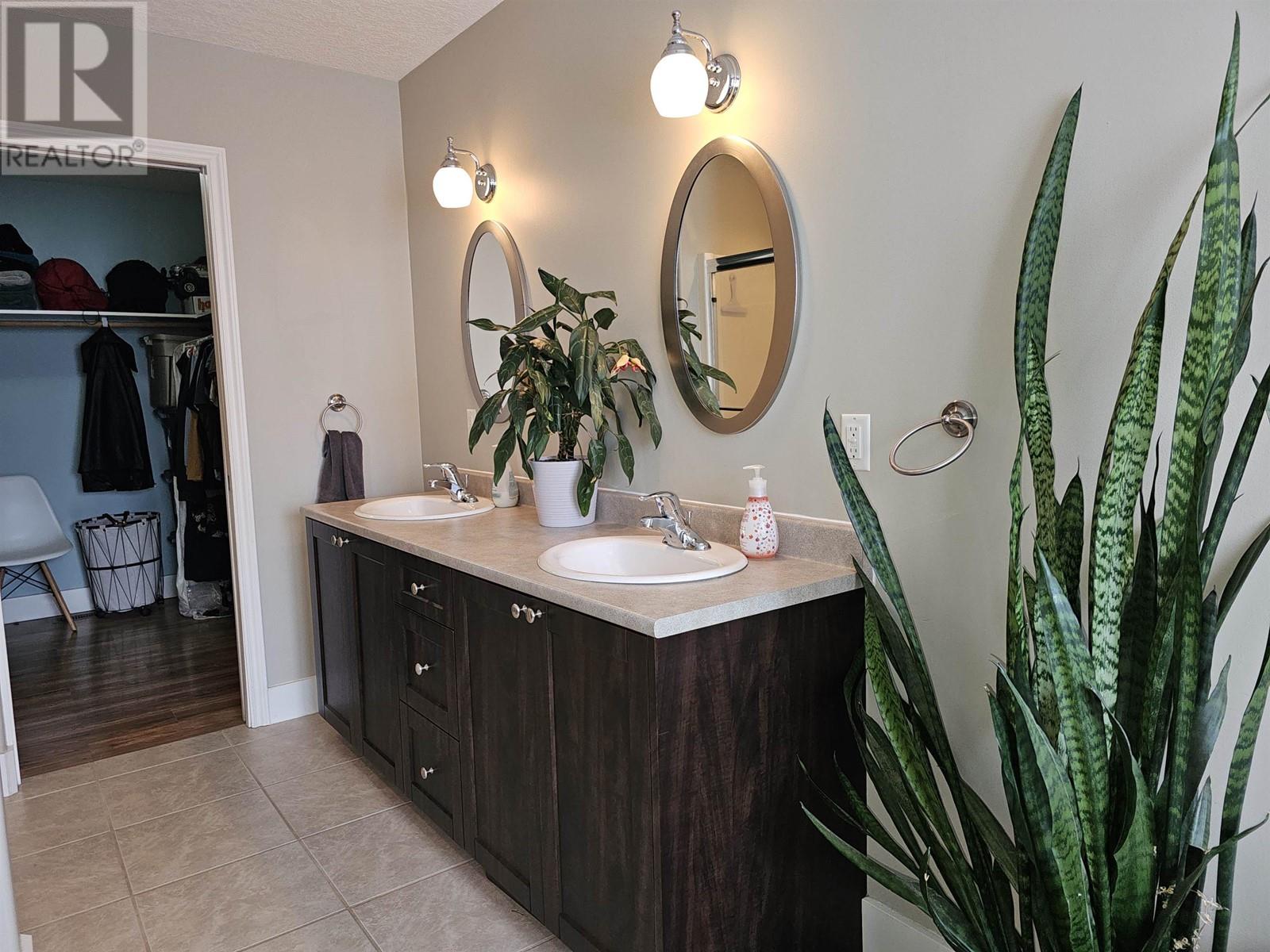 3456 HARGREAVES AVENUE, Vanderhoof