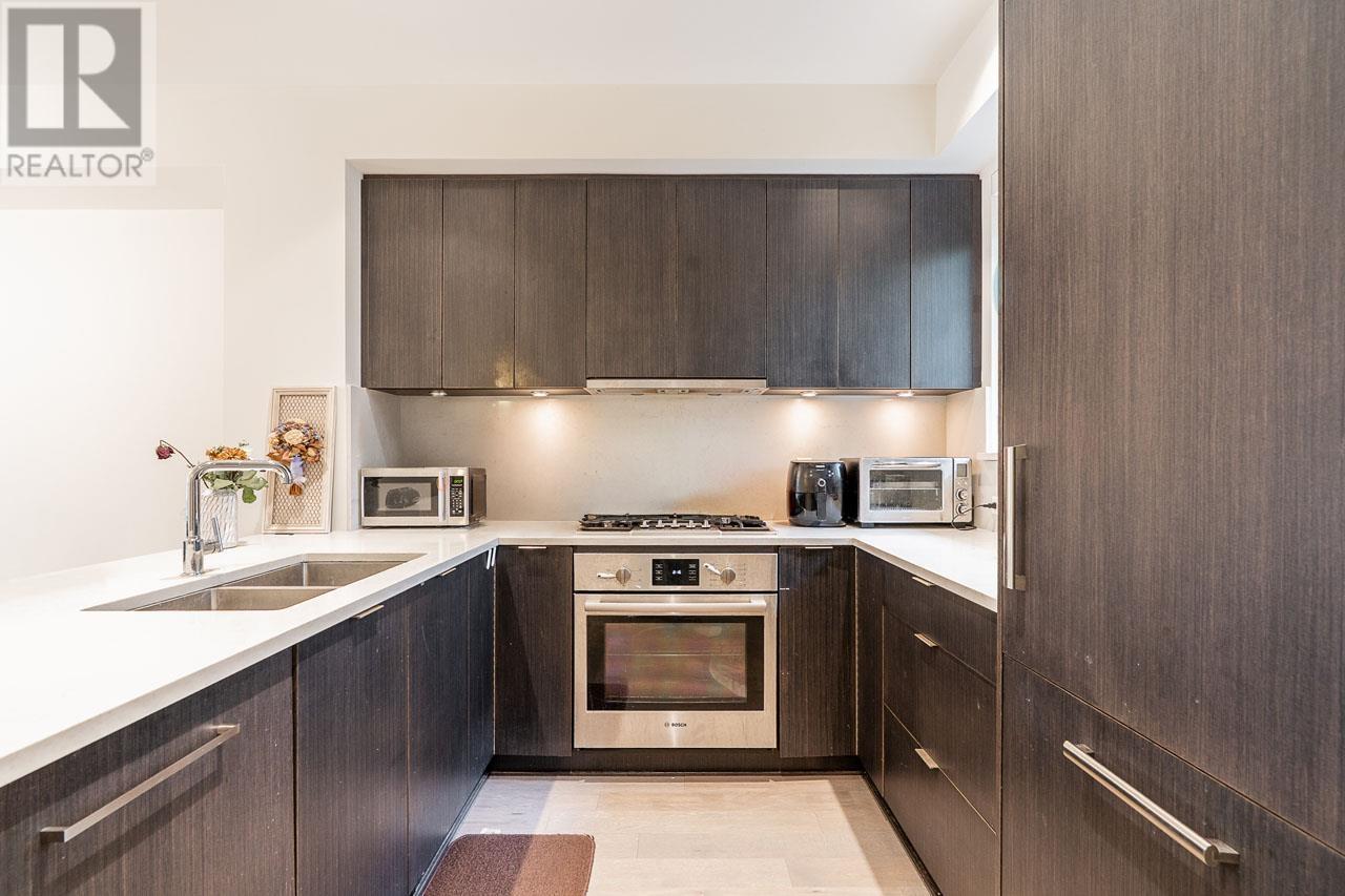 5512 OAK STREET, Vancouver