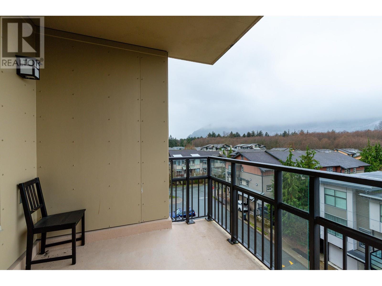 407 1211 VILLAGE GREEN WAY, Squamish real estate listing R2993730