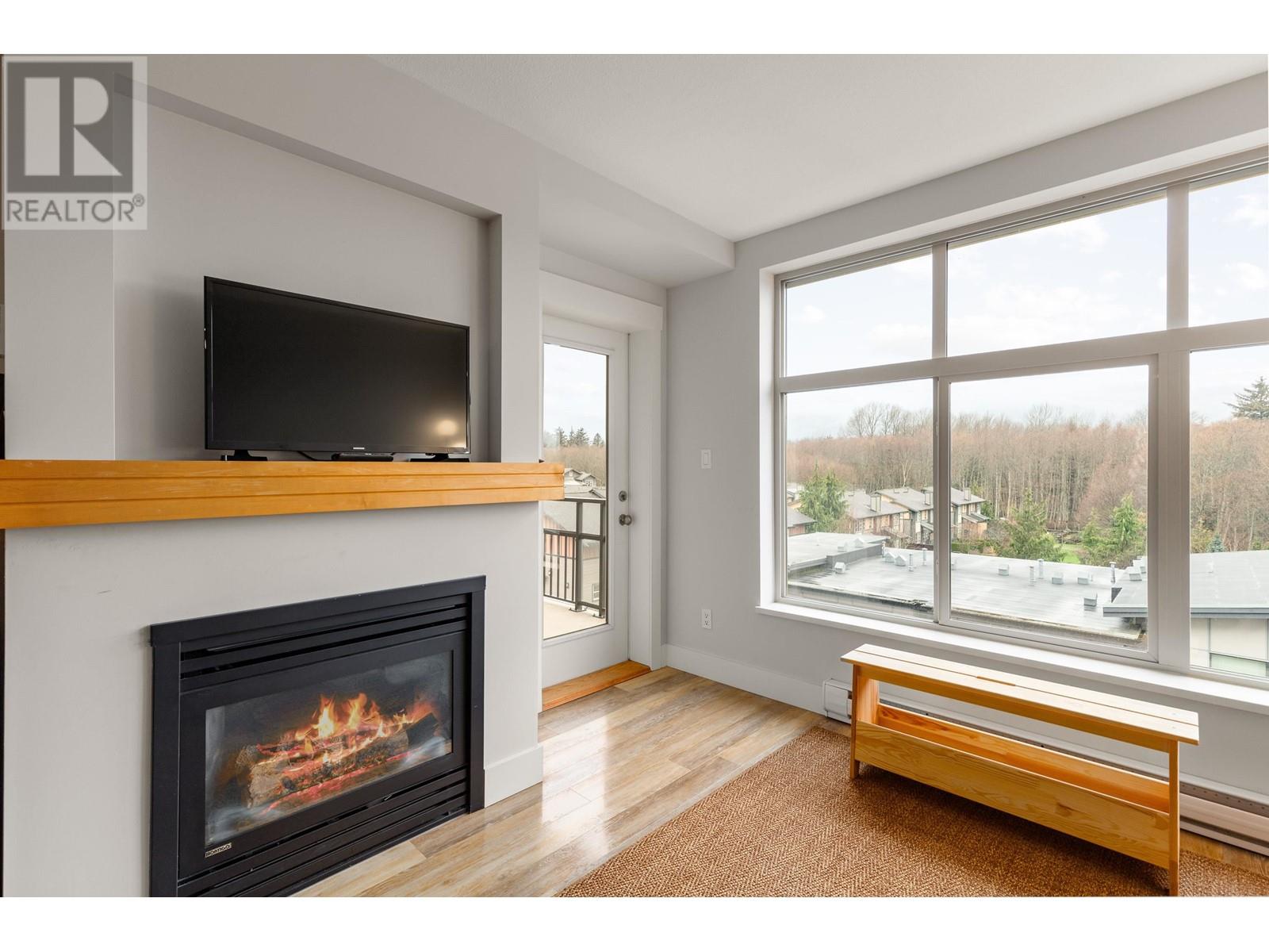 407 1211 VILLAGE GREEN WAY, Squamish real estate listing R2993730