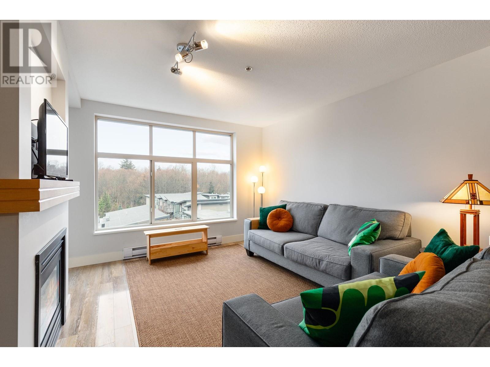 407 1211 VILLAGE GREEN WAY, Squamish real estate listing R2993730