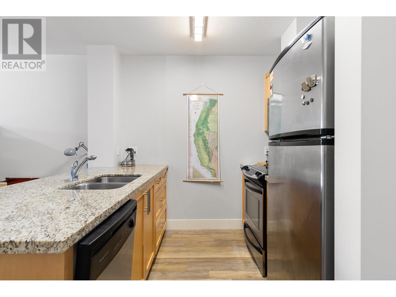 407 1211 VILLAGE GREEN WAY, Squamish real estate listing R2993730