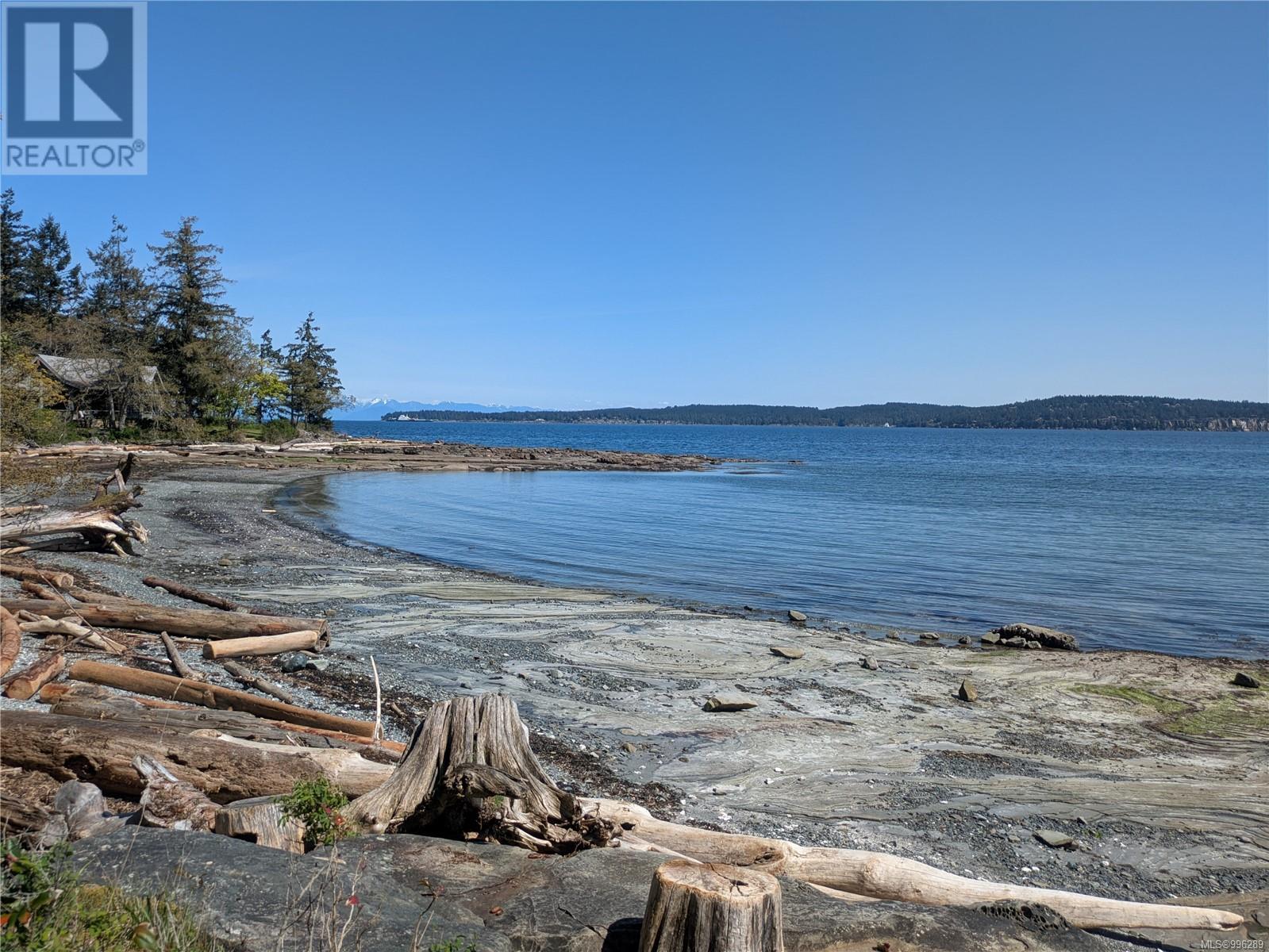 Smugglers Park beach