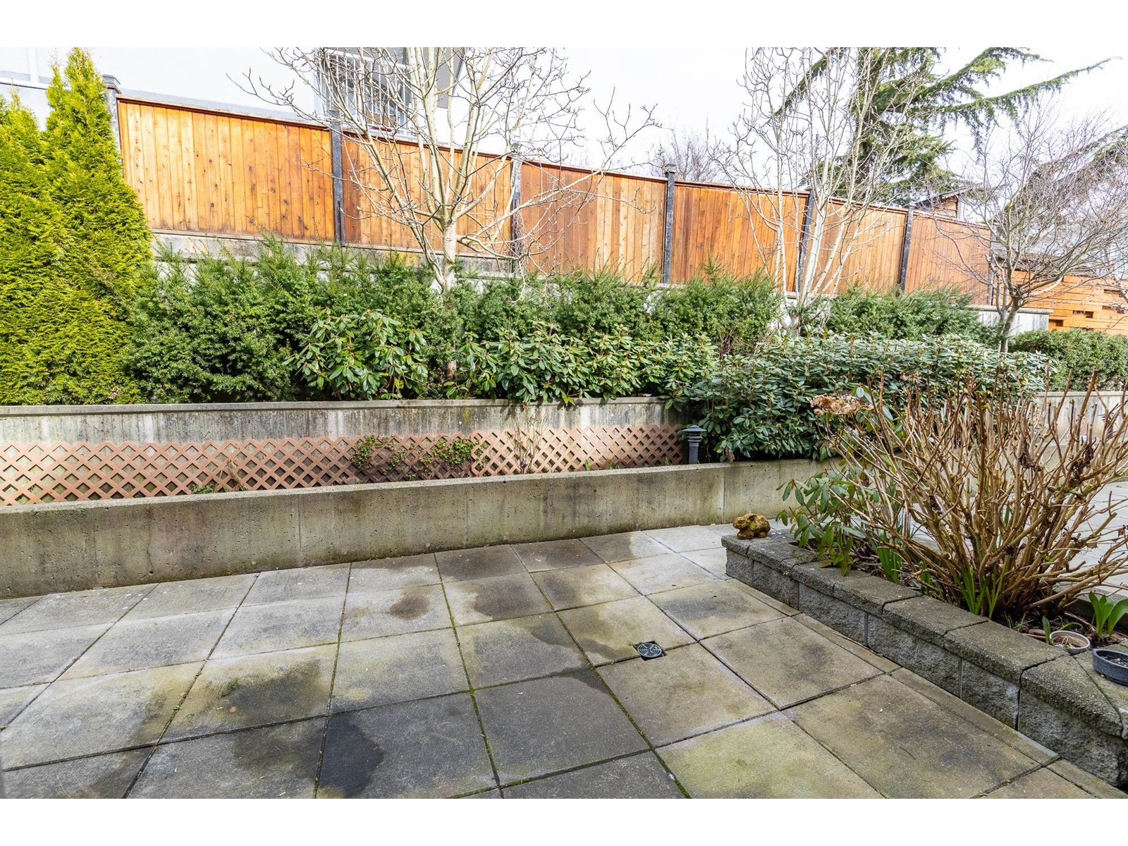 103 15777 MARINE DRIVE, White Rock