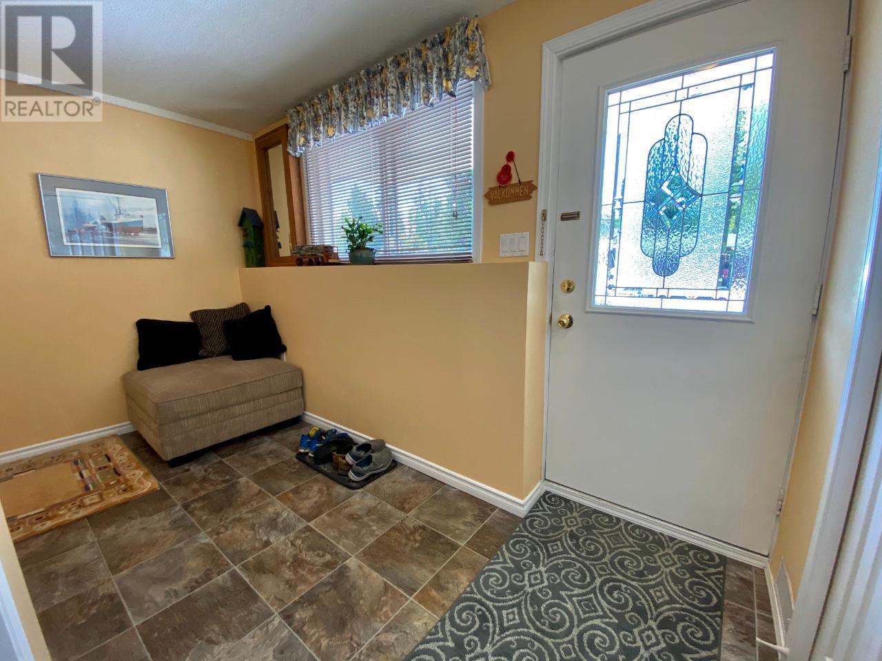 1429 MEADOWBROOK Drive Unit# B, Castlegar