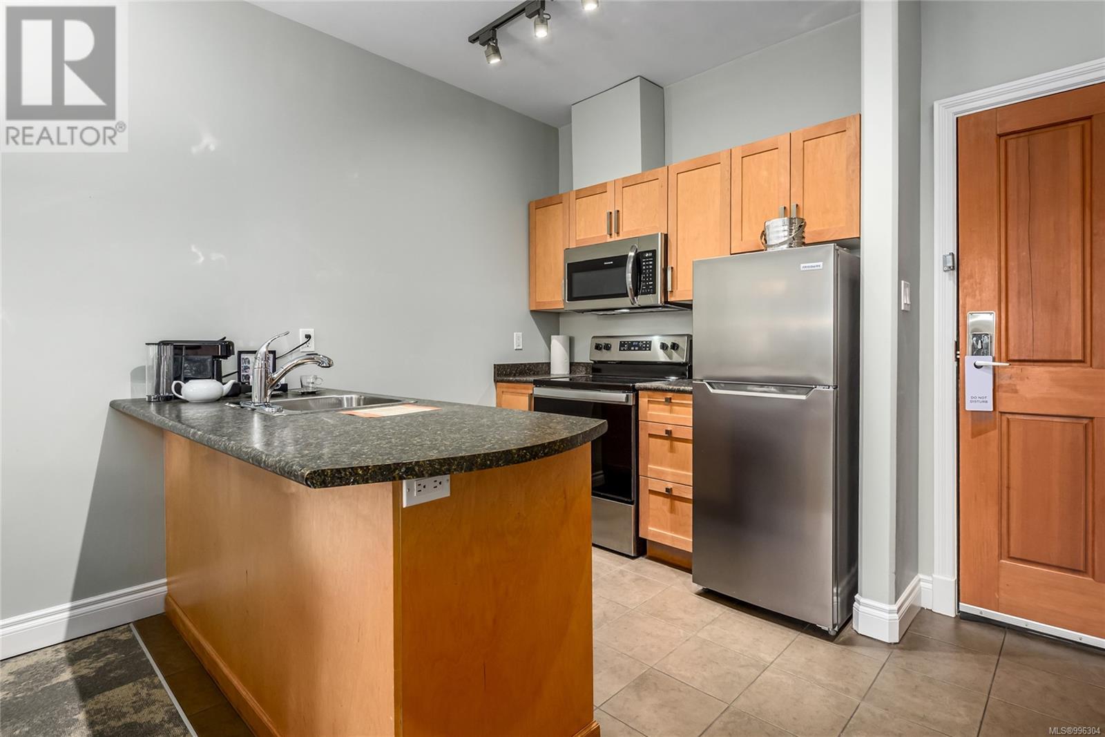 #312B 1800 Riverside Lane - 7