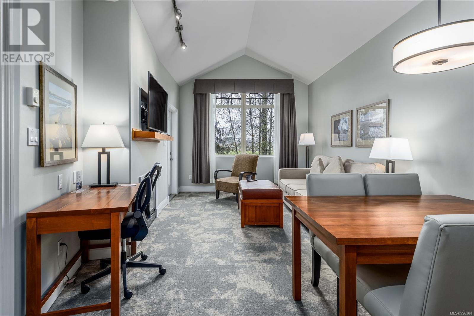 #312B 1800 RIVERSIDE LANE - 11