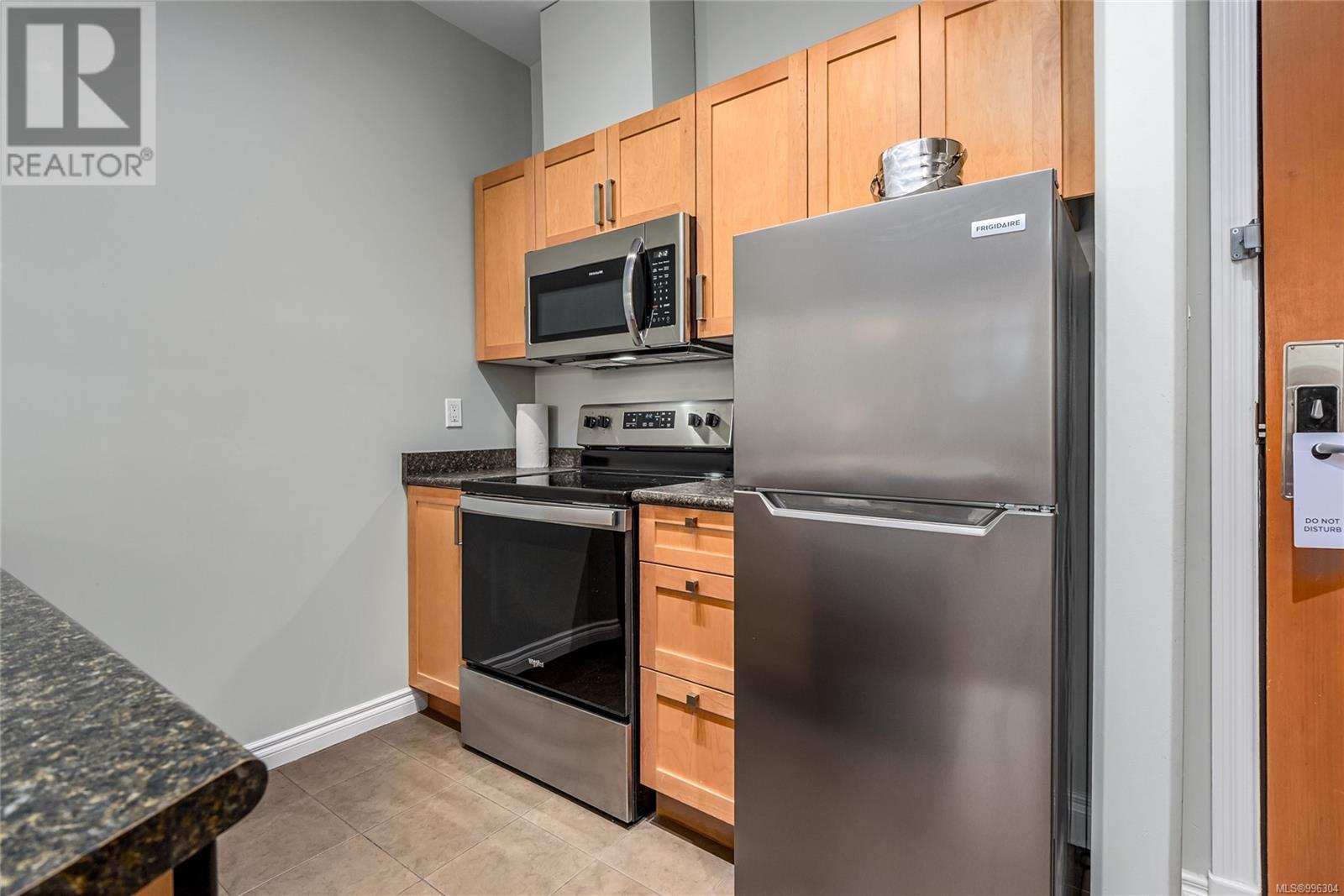 #312B 1800 Riverside Lane - 8