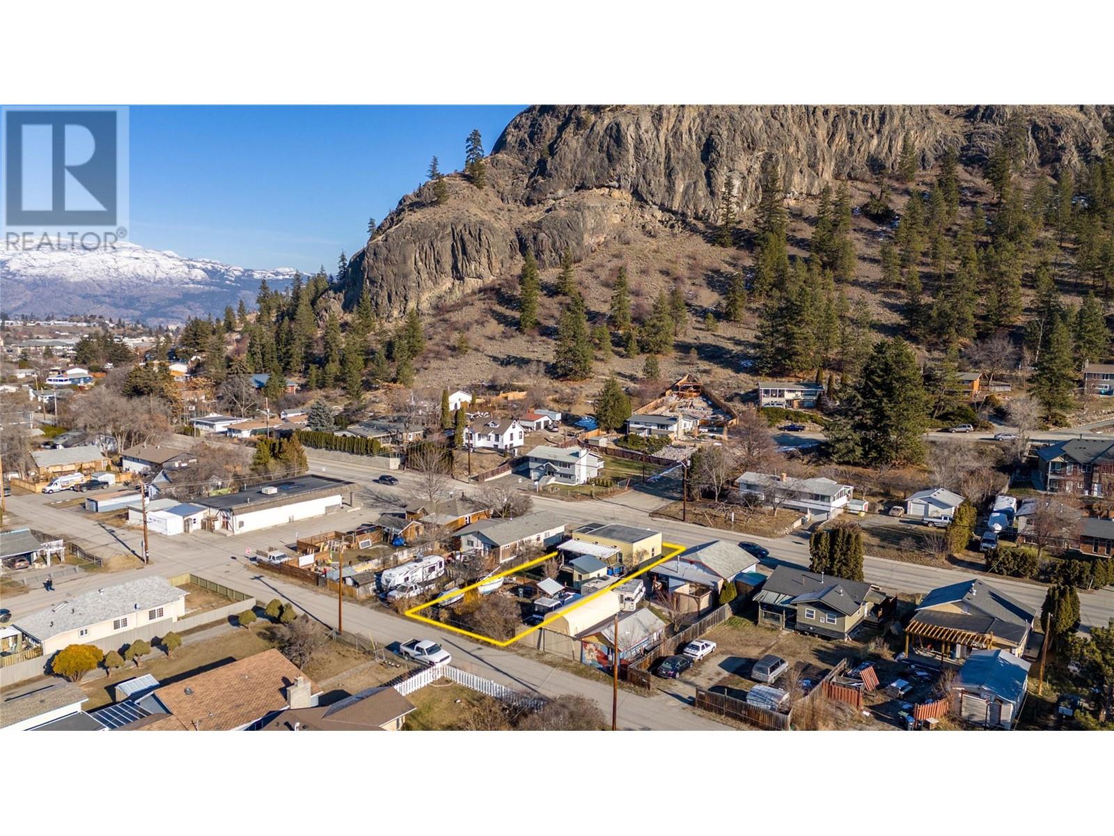  11212 VICTORIA Road, Summerland