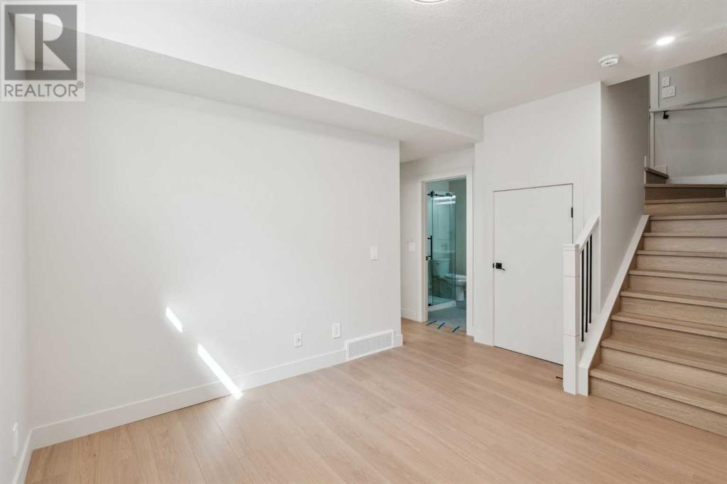 Single Family House for Sale in   Avenue NE Crescent Heights Calgary 