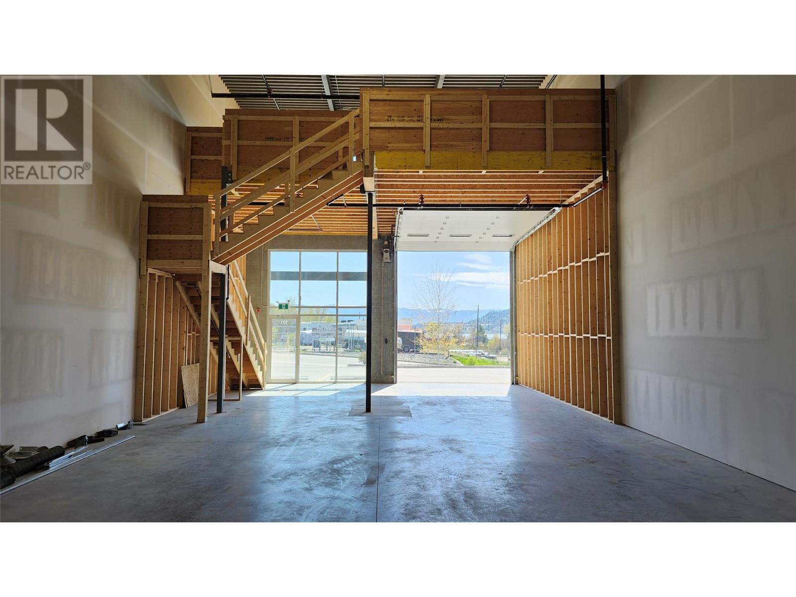 101 8750 Jim Bailey Crescent, Kelowna