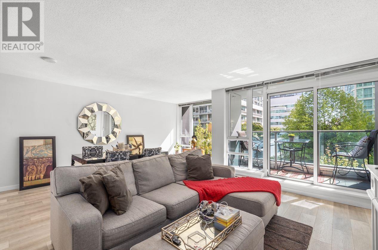 503 788 HAMILTON STREET, Vancouver