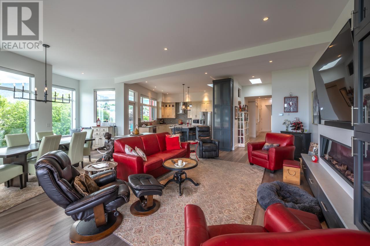  88 Lakeshore Drive, Penticton