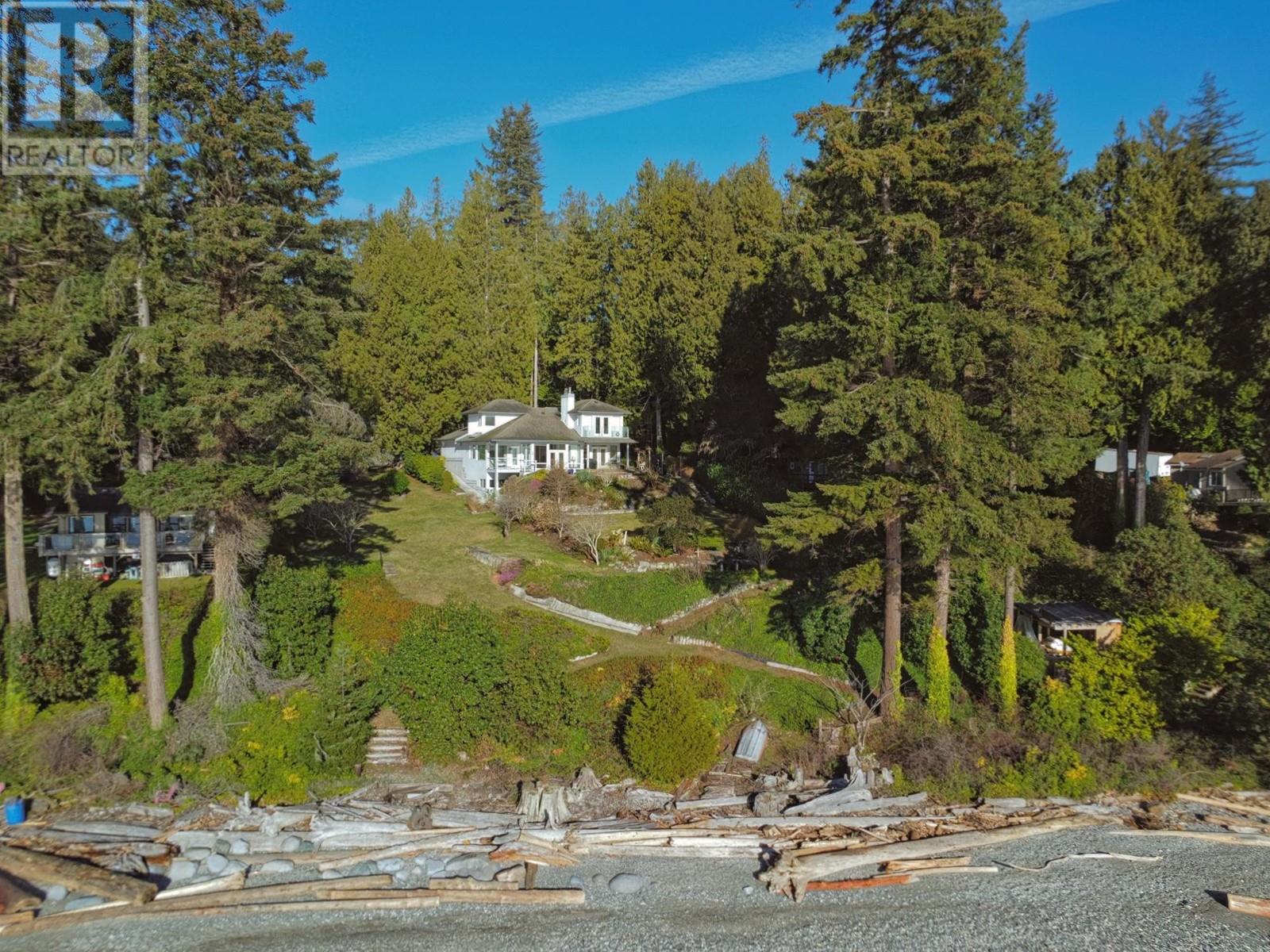 6417 SUNSHINE COAST HIGHWAY, Sechelt