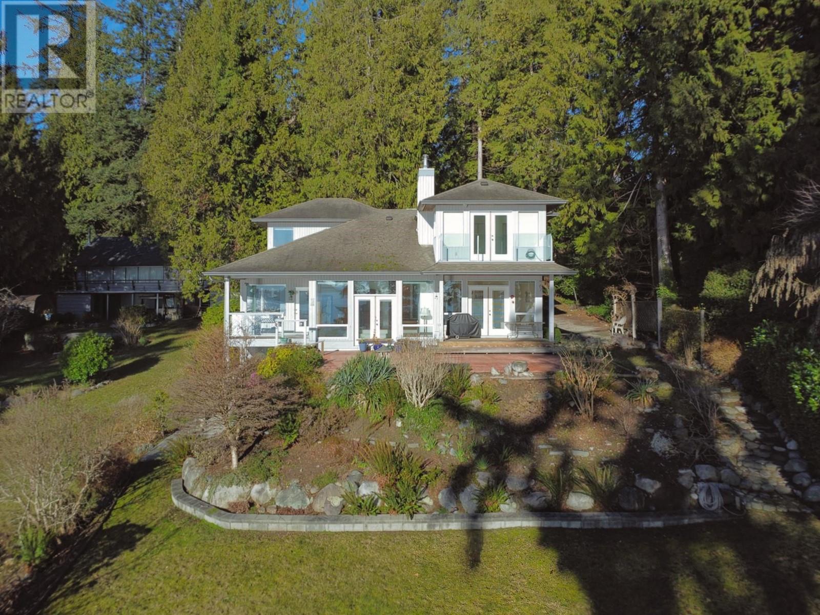 6417 SUNSHINE COAST HIGHWAY, Sechelt