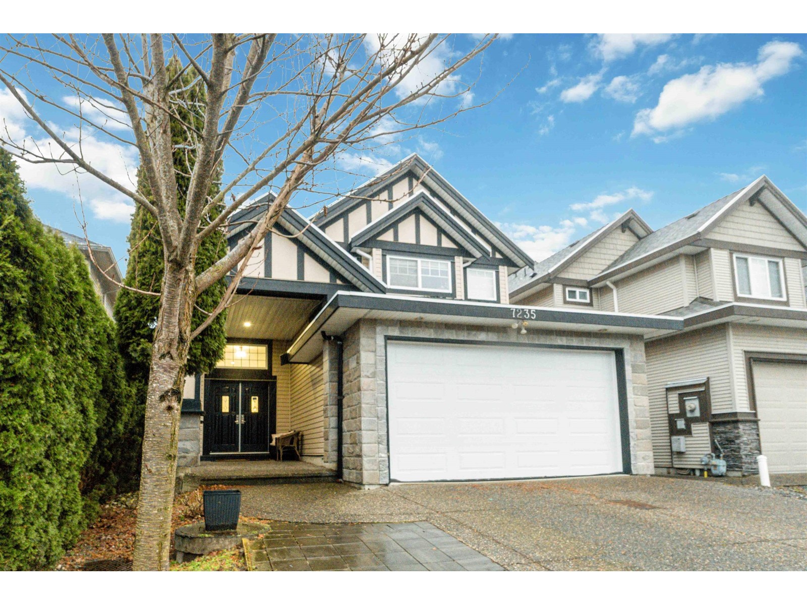 7235 199A STREET, Langley