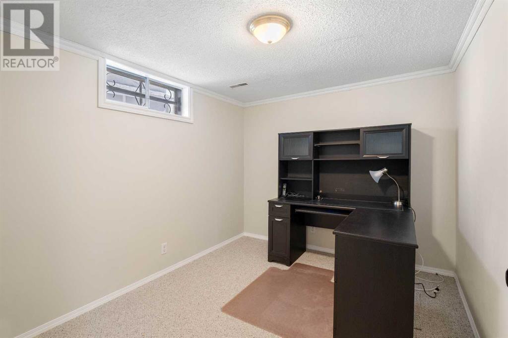 7419 Huntertown Crescent NW Photo 28 - Calgary Real Estate