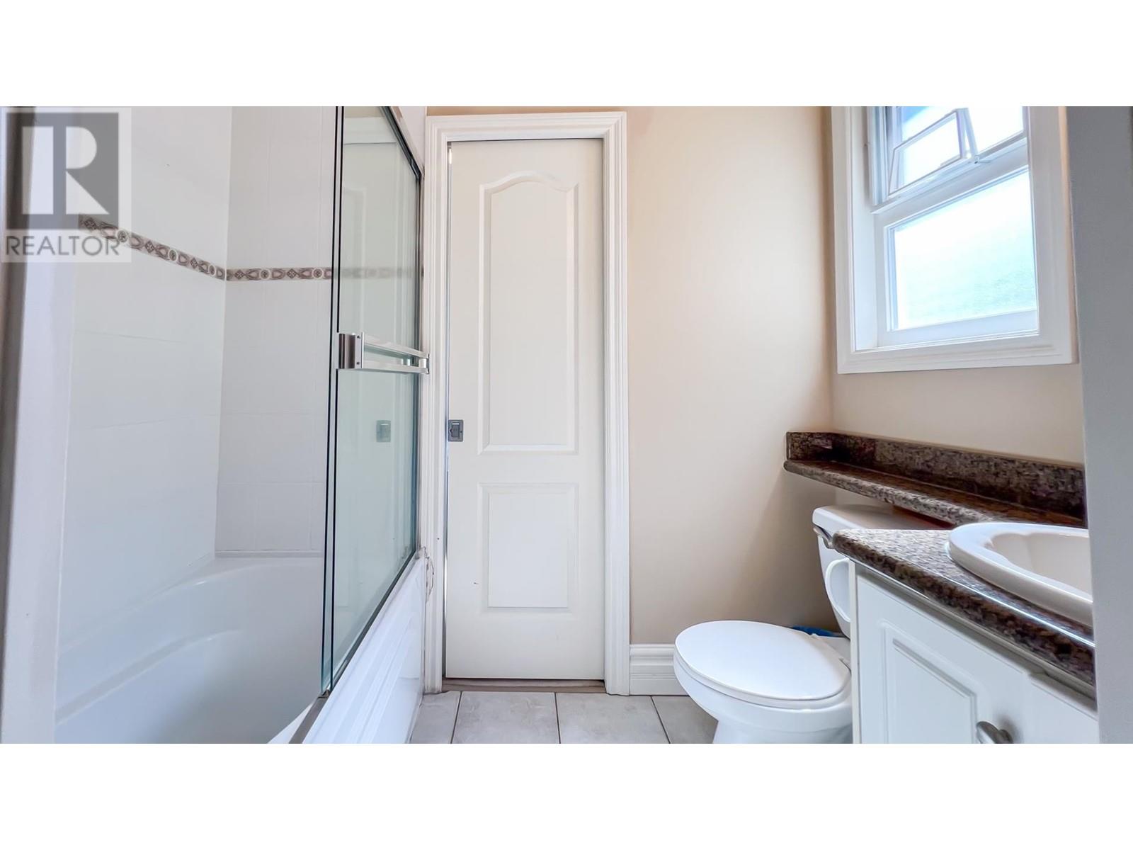 260 W 63RD AVENUE, Vancouver