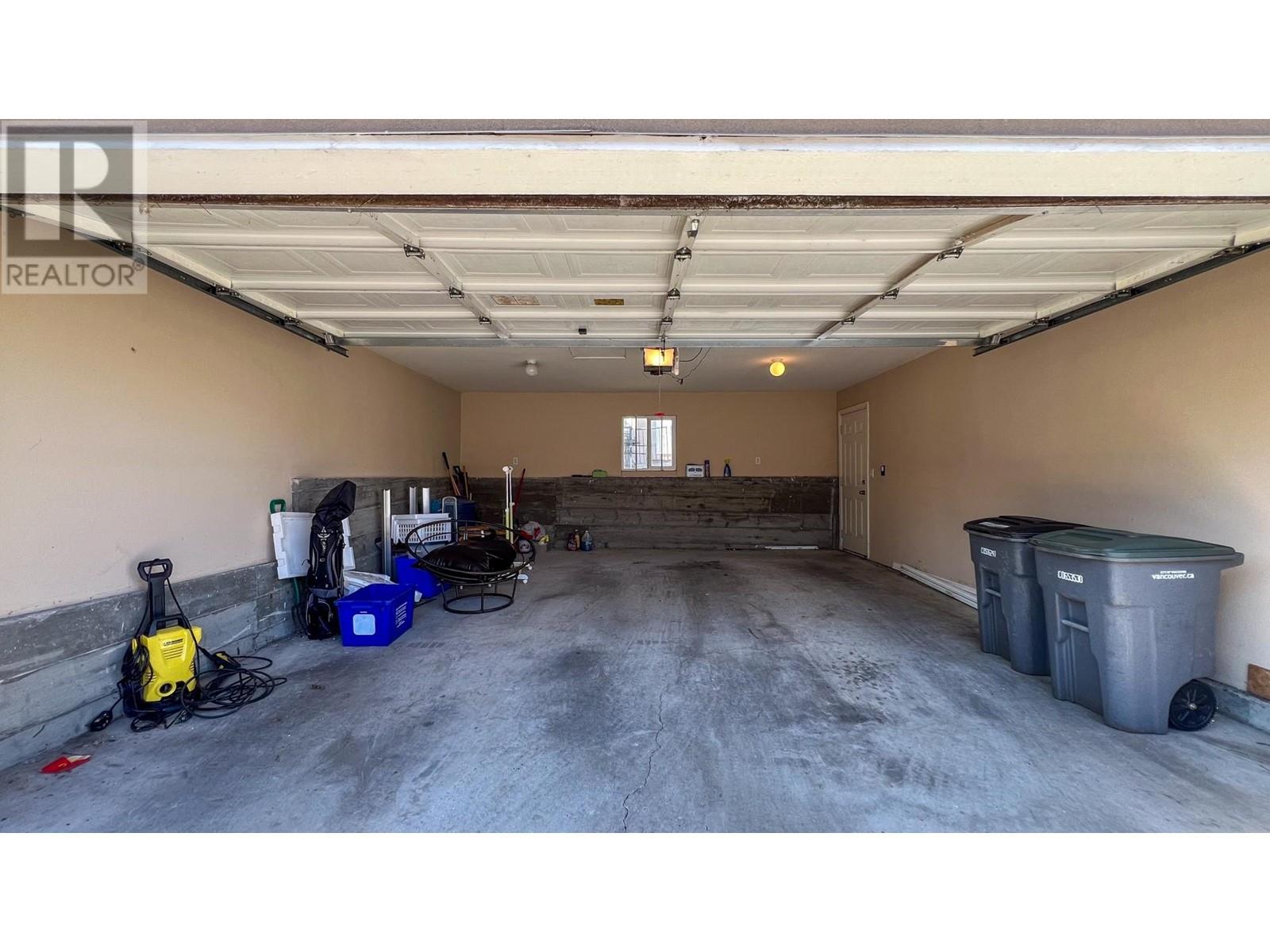 260 W 63RD AVENUE, Vancouver