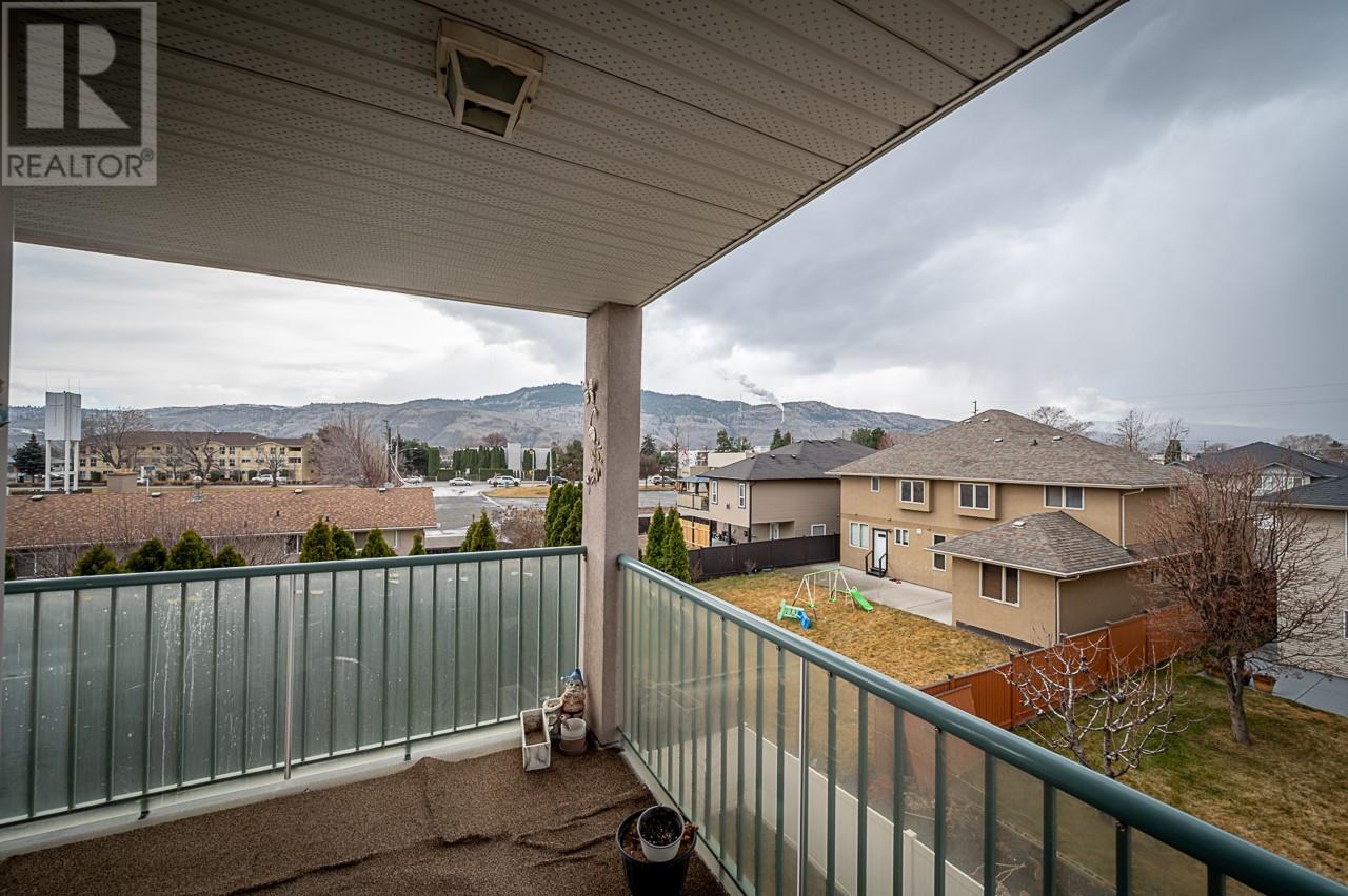 860 NICOLANI Drive Unit# 303, Kamloops