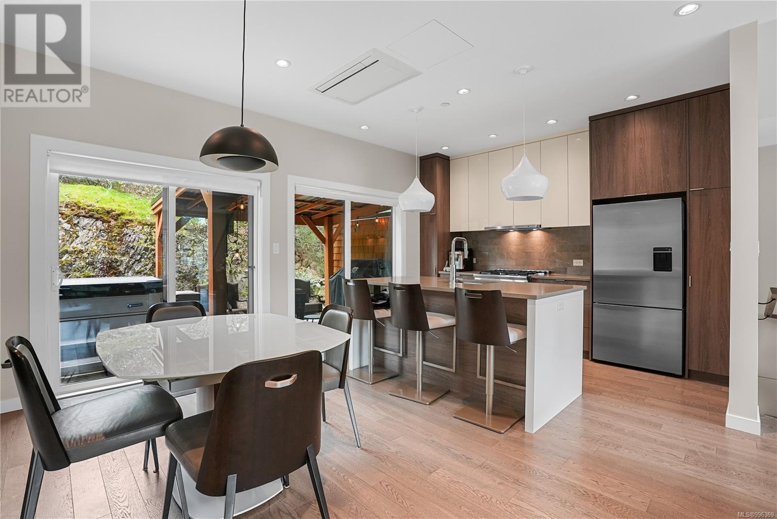 #109 1464 BEAR MOUNTAIN PKWY - Image 4