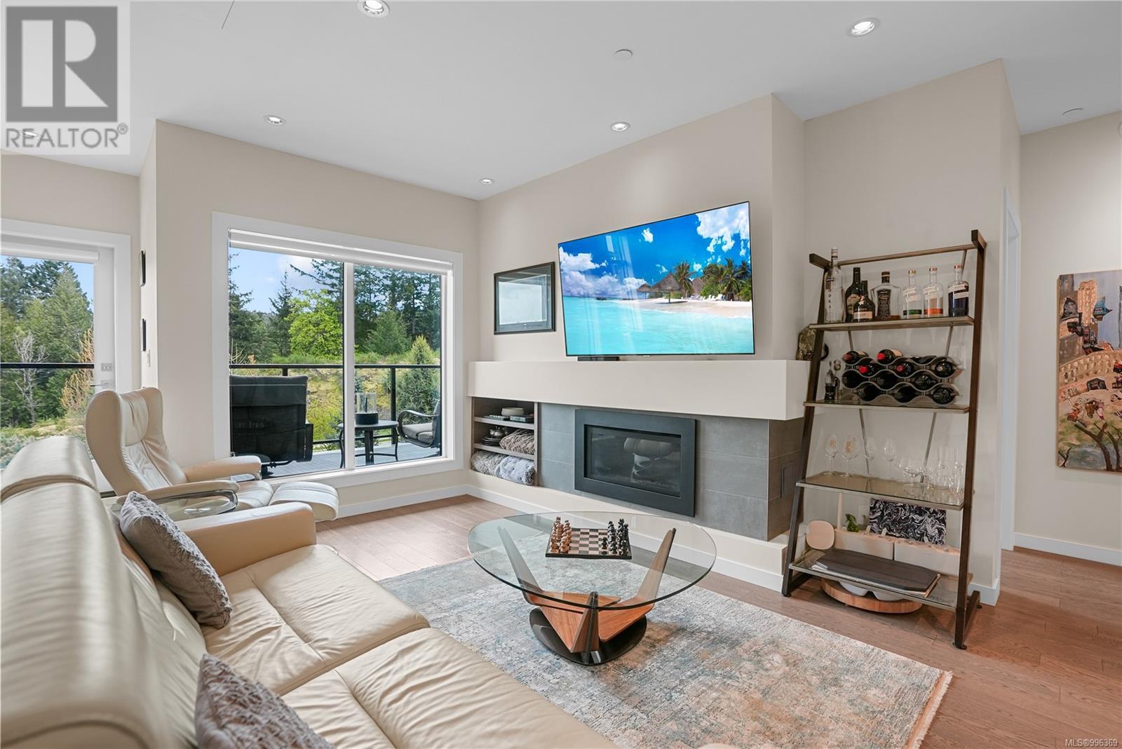 #109 1464 BEAR MOUNTAIN PKWY - Image 6