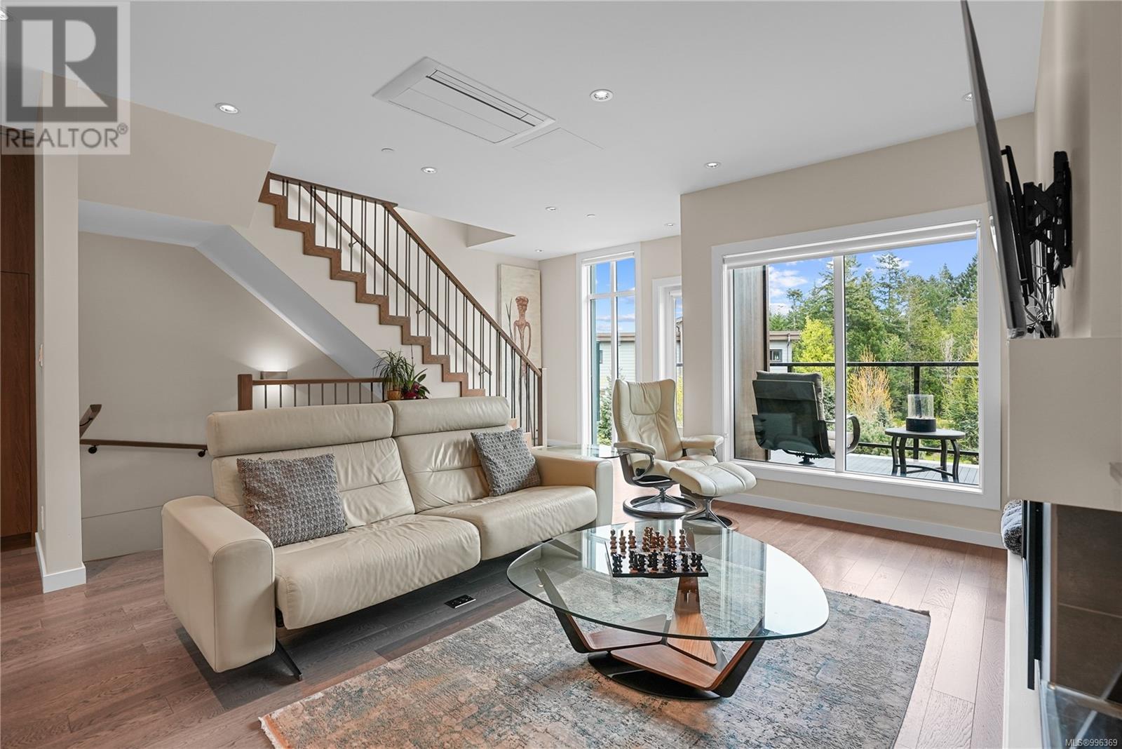#109 1464 BEAR MOUNTAIN PKWY - Image 7